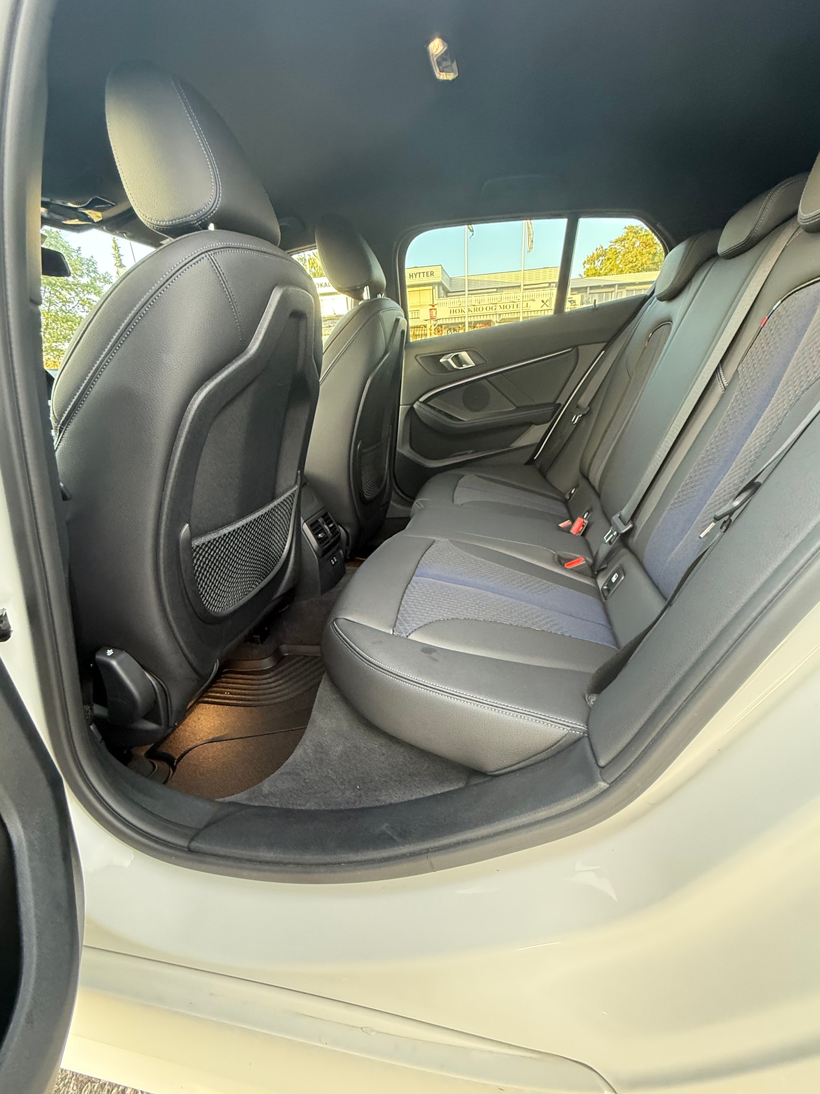 BMW 118d Steptronic, 150hp, 2021