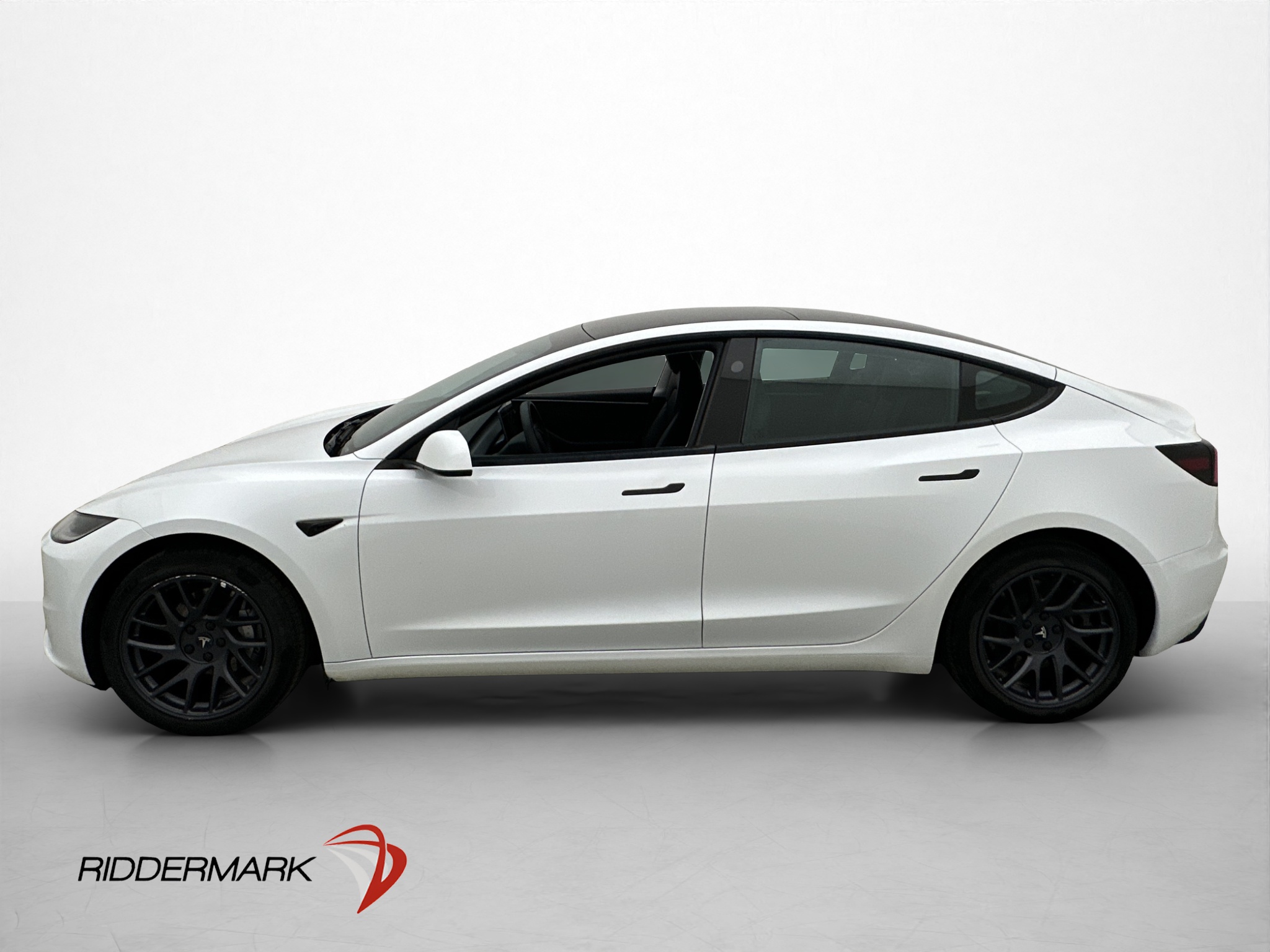 Tesla Model 3 Long Range AWD, 498ps, 2024