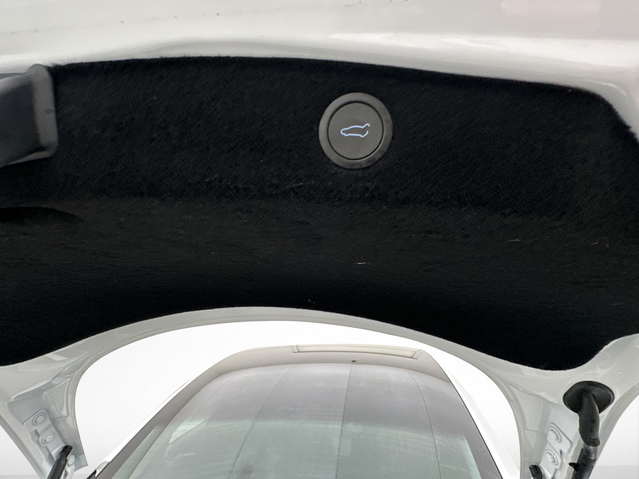 Tesla Model 3 Long Range AWD, 498ps, 2024