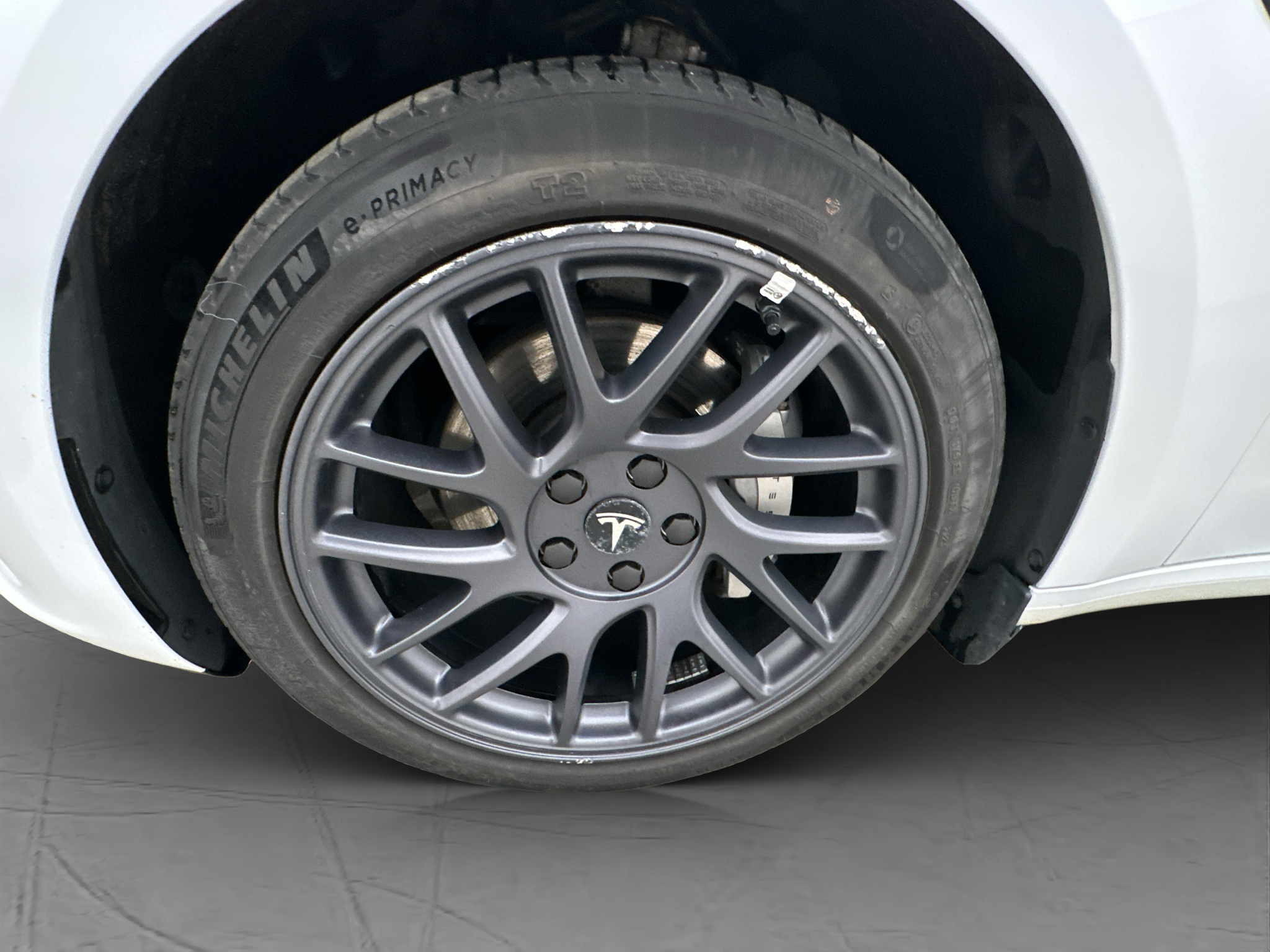 Tesla Model 3 Long Range AWD, 498ps, 2024