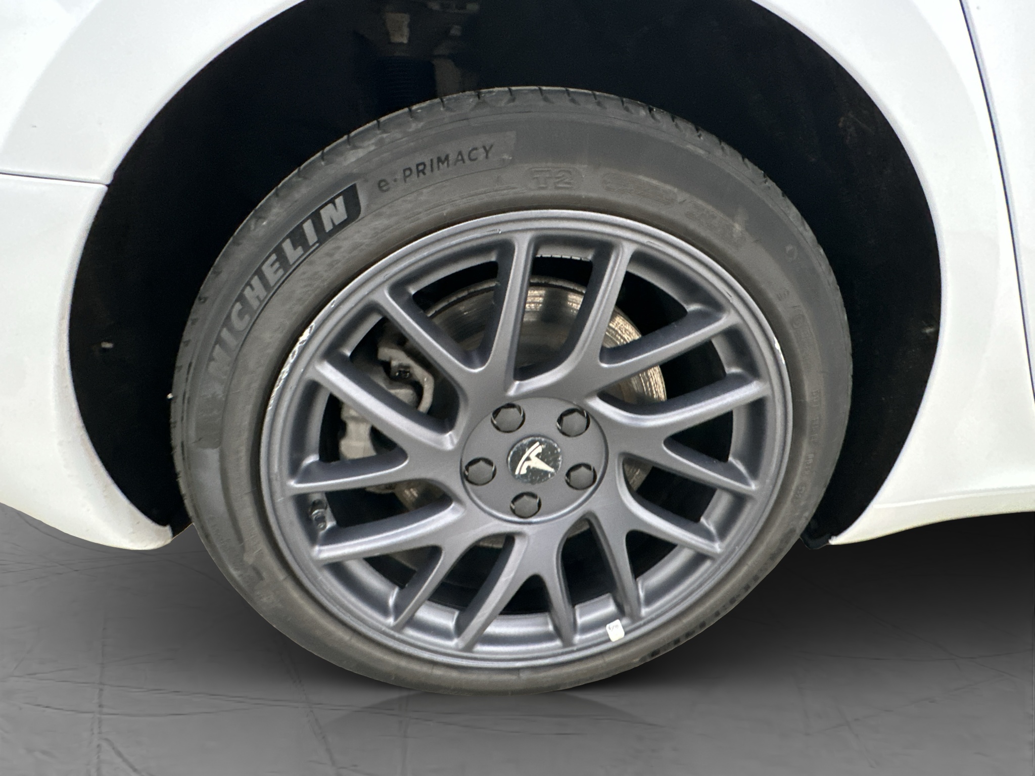 Tesla Model 3 Long Range AWD, 498ps, 2024