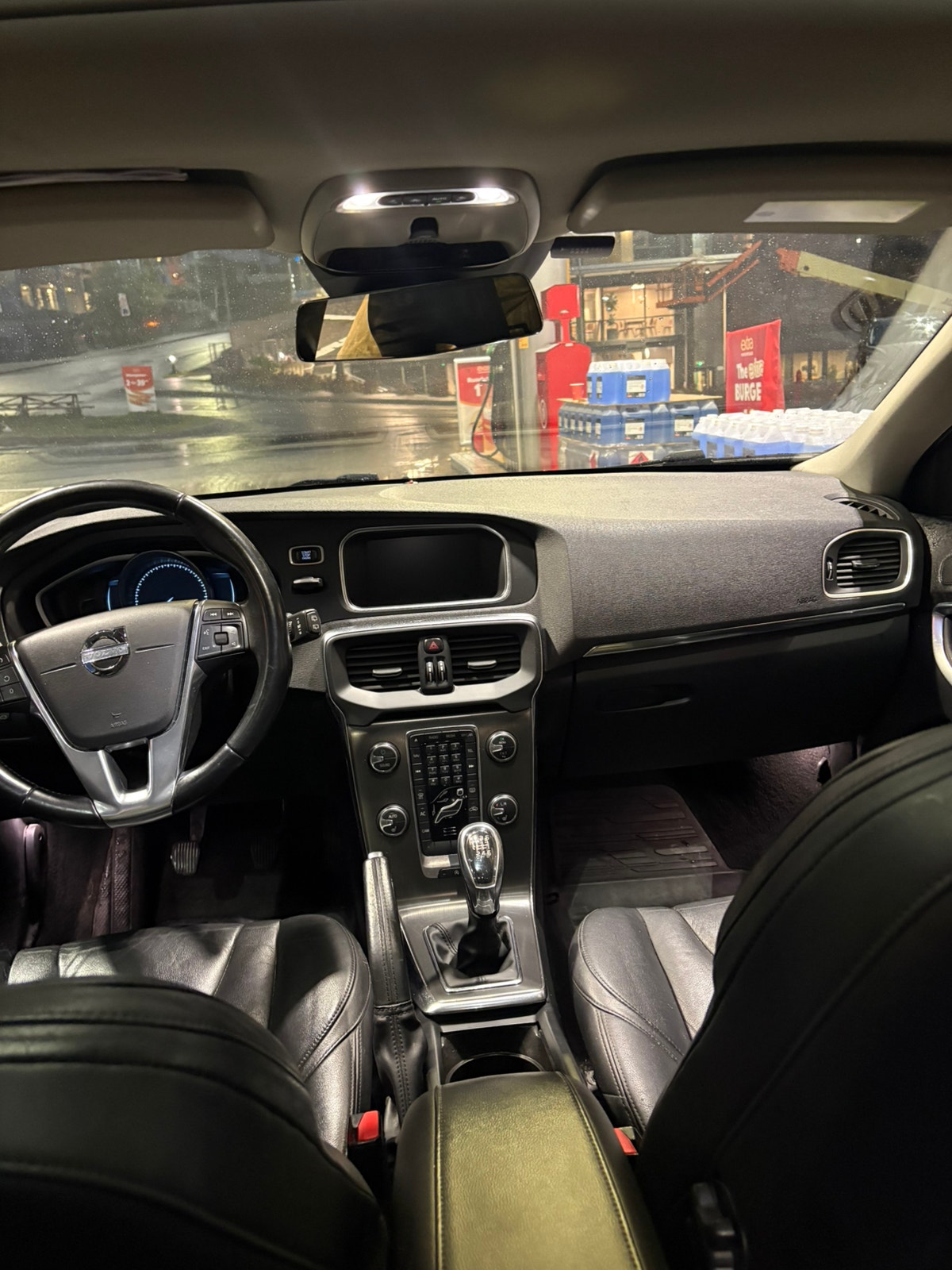 Volvo V40 D2 Manual, 6-trins, 115ps, 2013