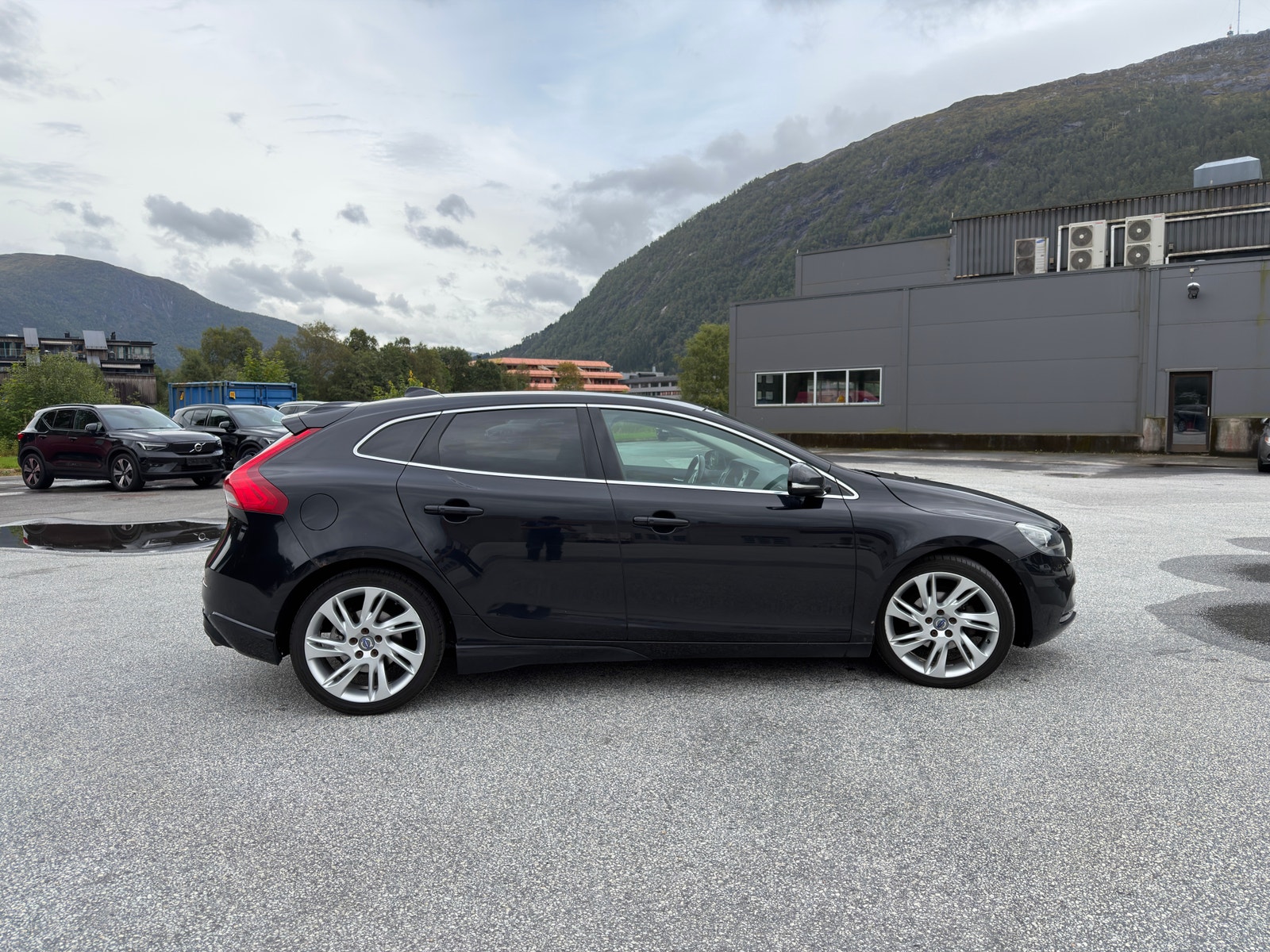 Volvo V40 D2 Manual, 6-trins, 115ps, 2013