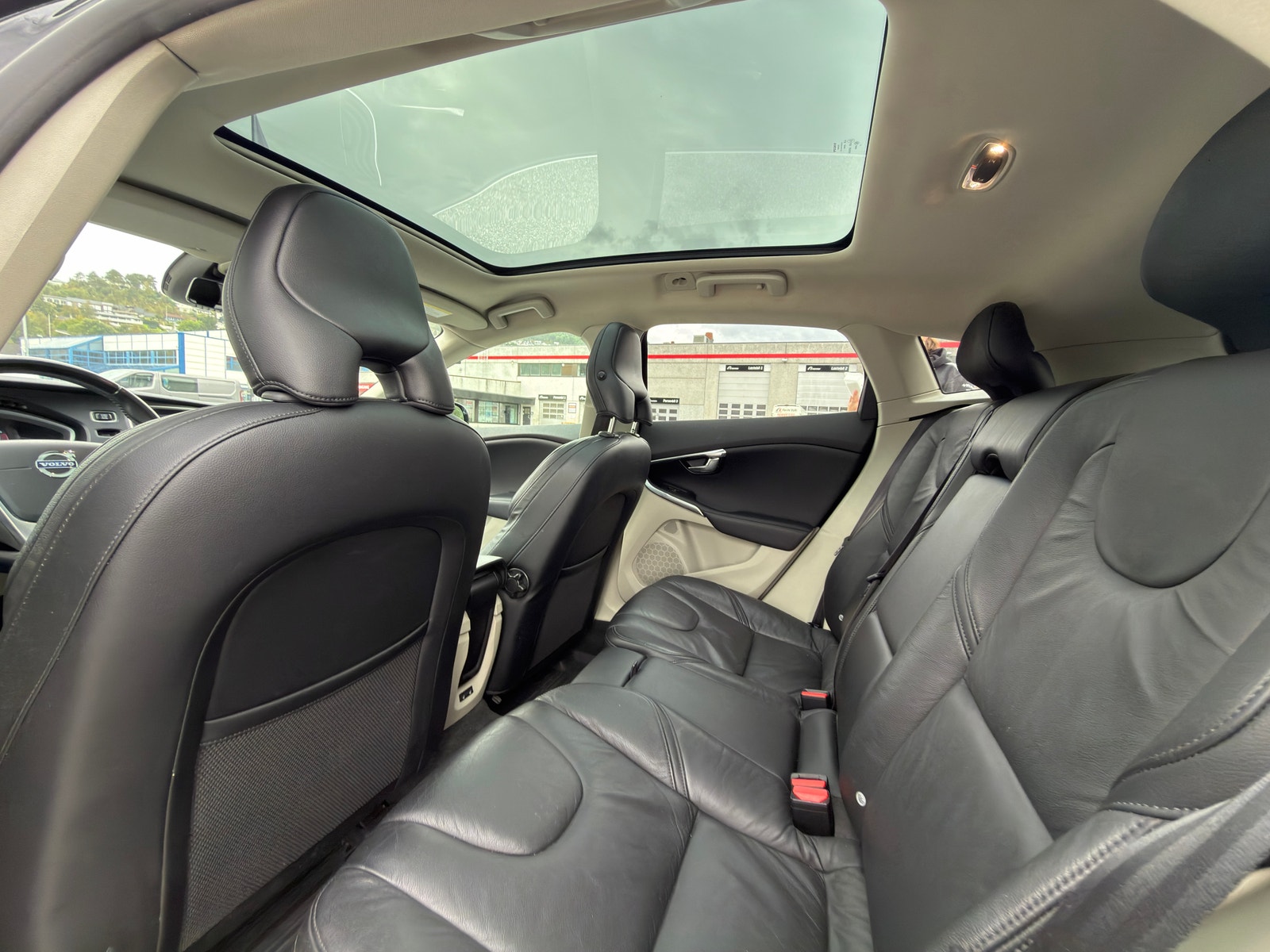 Volvo V40 D2 Manual, 6-trins, 115ps, 2013