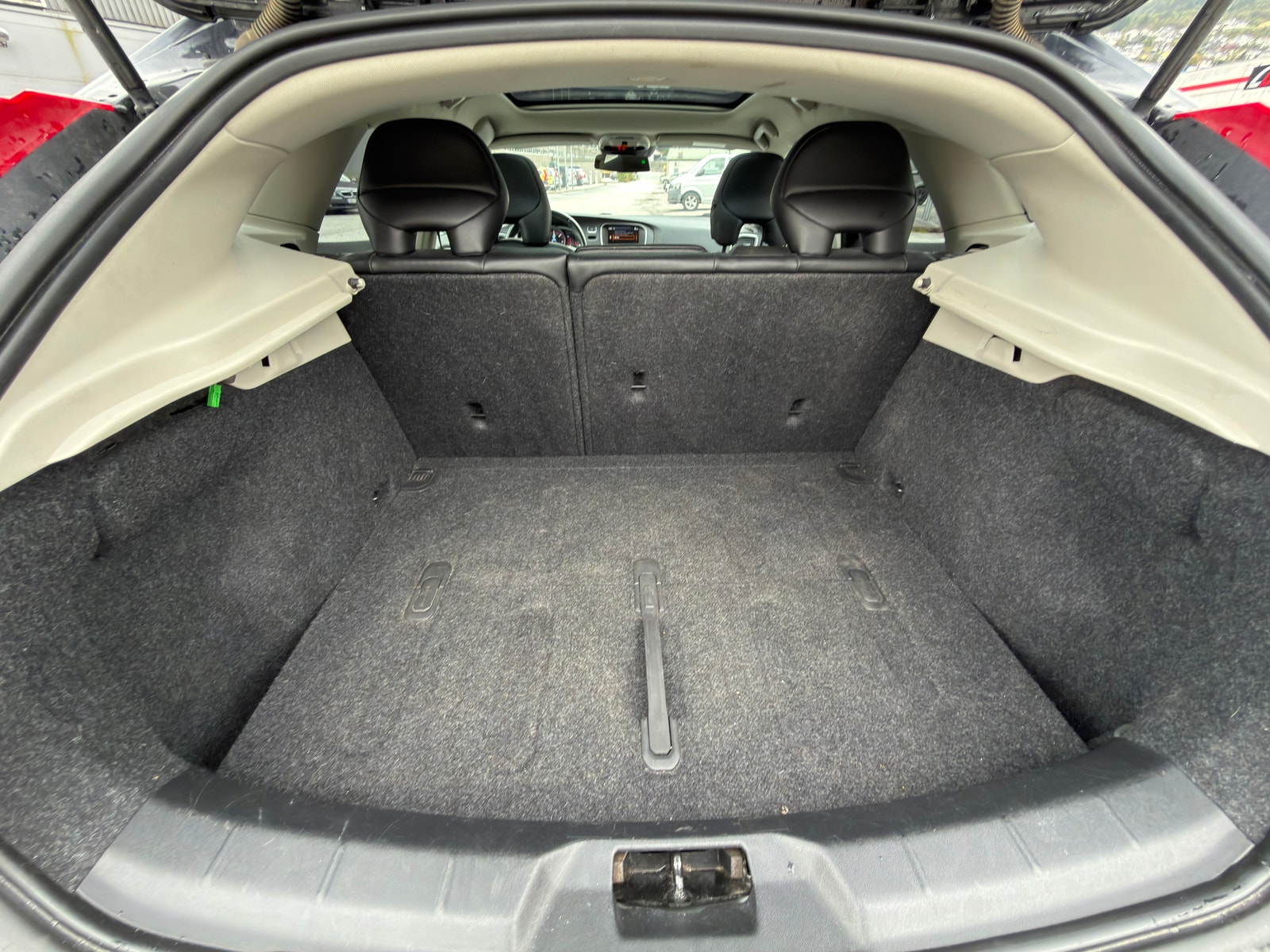Volvo V40 D2 Manual, 6-trins, 115ps, 2013