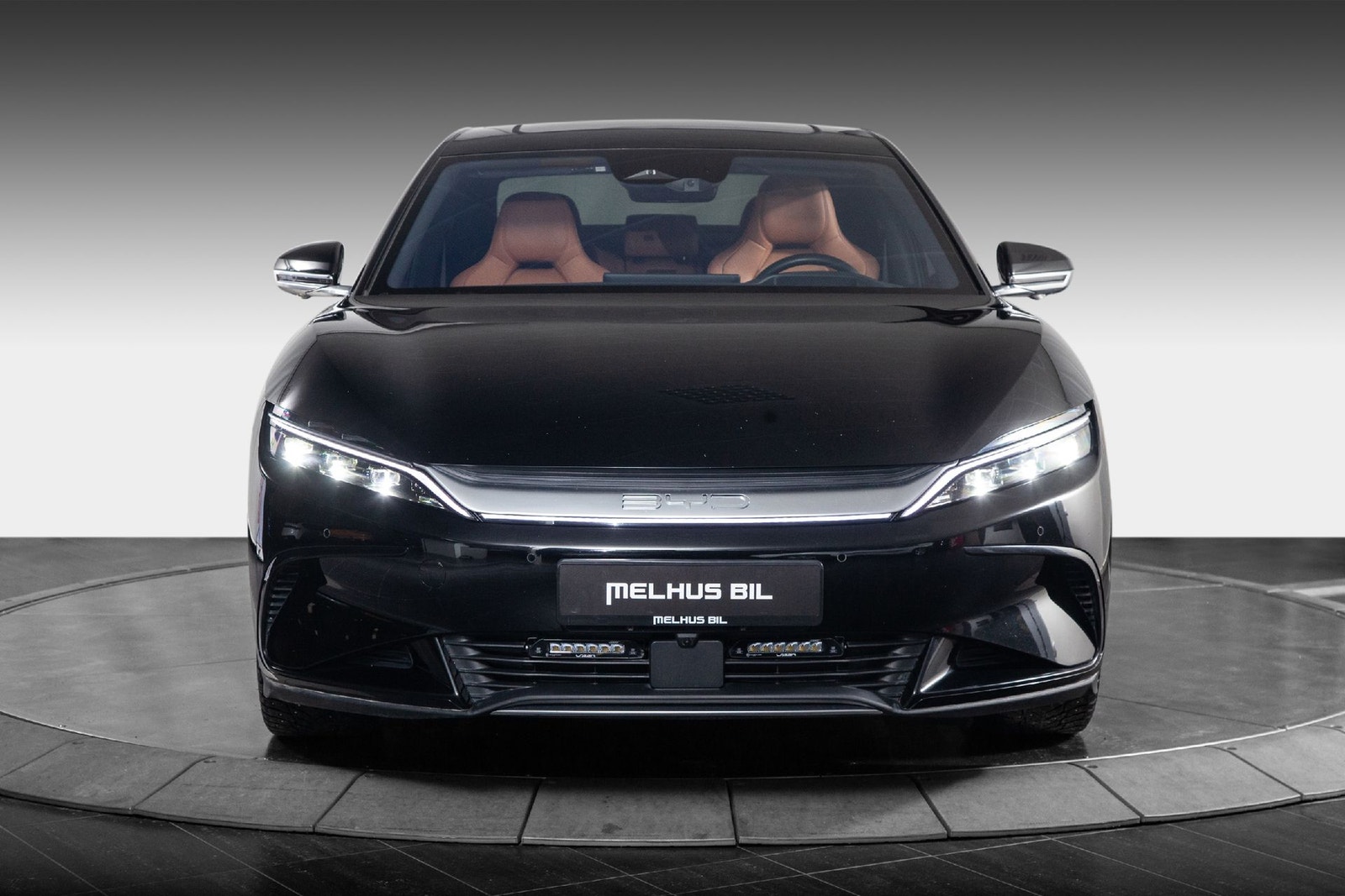 BYD Han EV AWD, 517hp, 2022