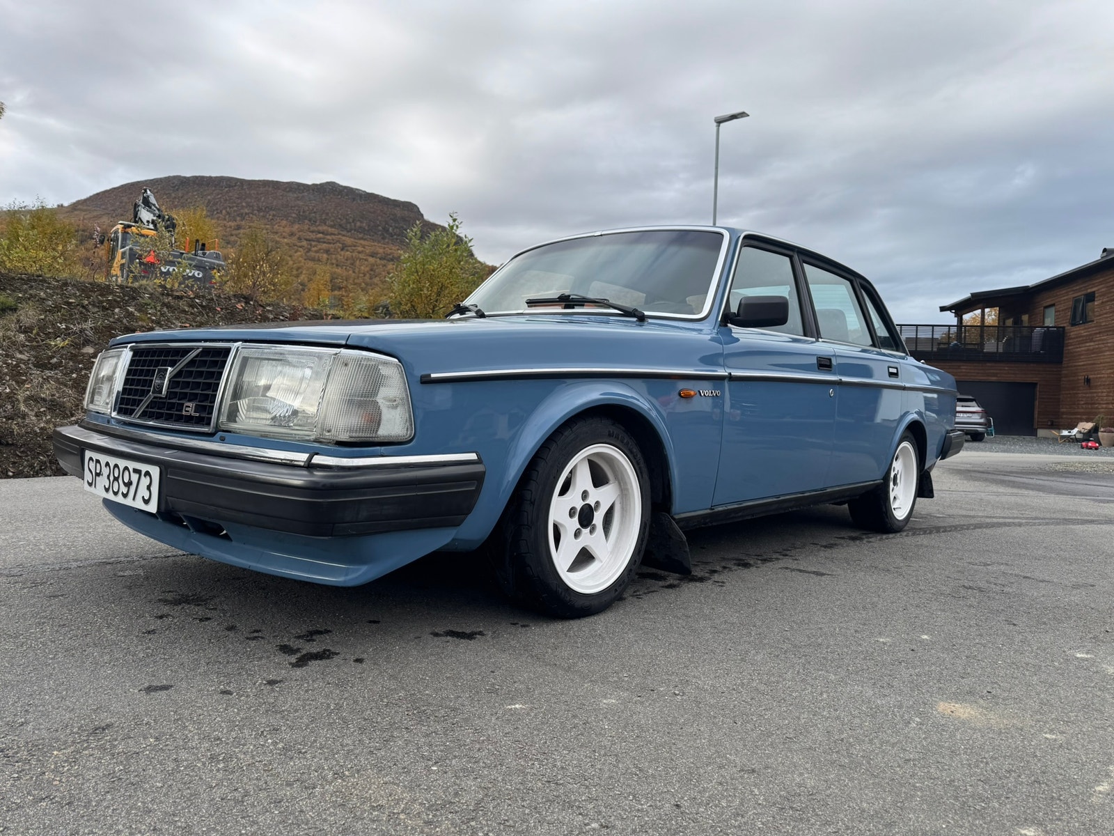 Volvo 244 2.1 Manual, 4-trins, 106ps, 1981