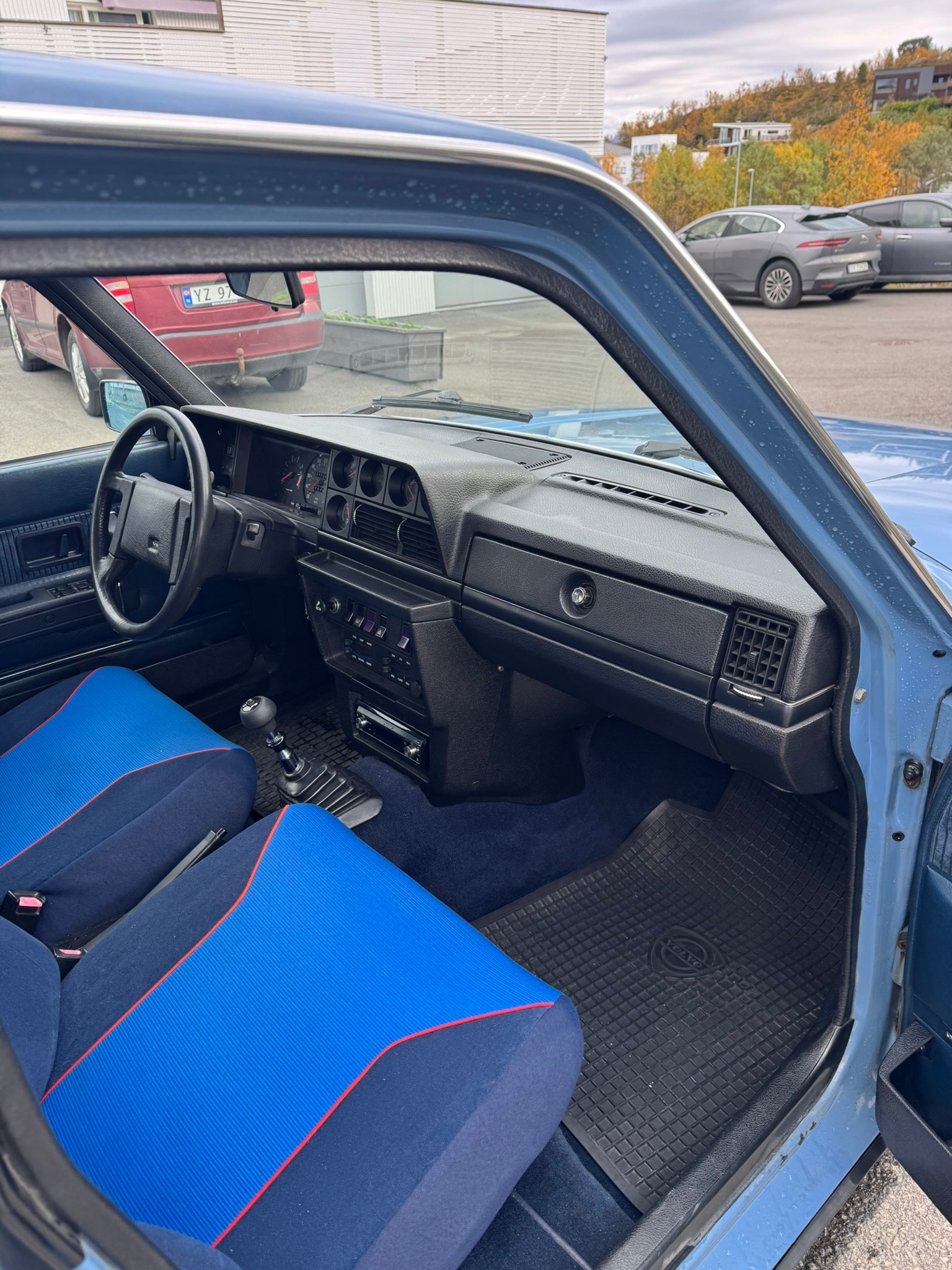 Volvo 244 2.1 Manual, 4-trins, 106ps, 1981