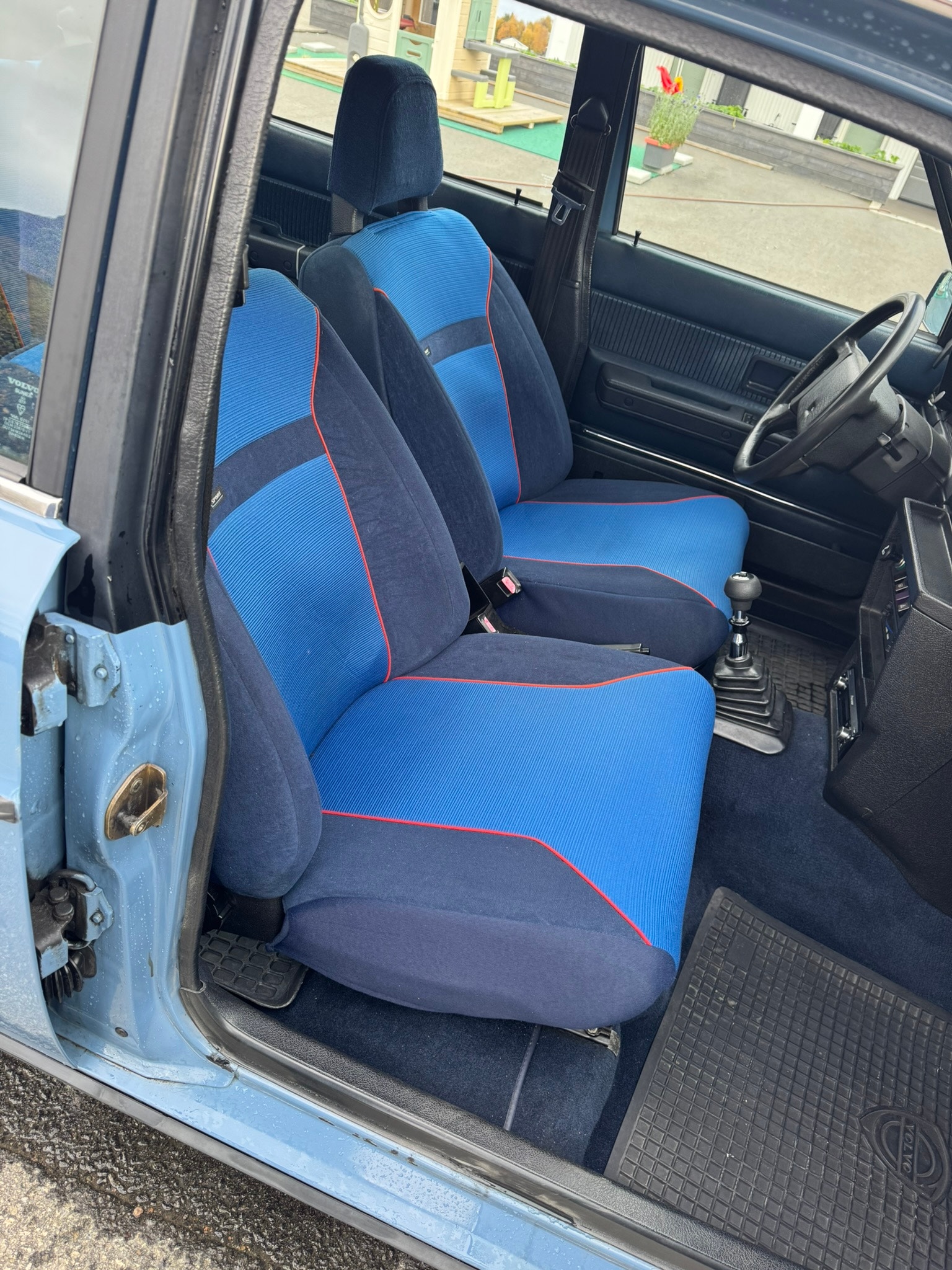 Volvo 244 2.1 Manual, 4-trins, 106ps, 1981