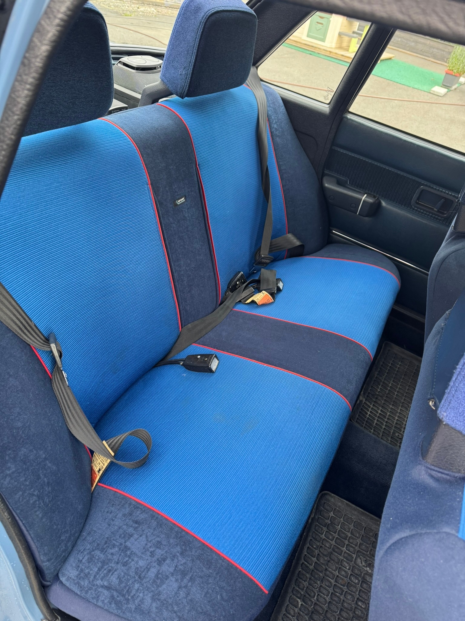 Volvo 244 2.1 Manual, 4-trins, 106ps, 1981