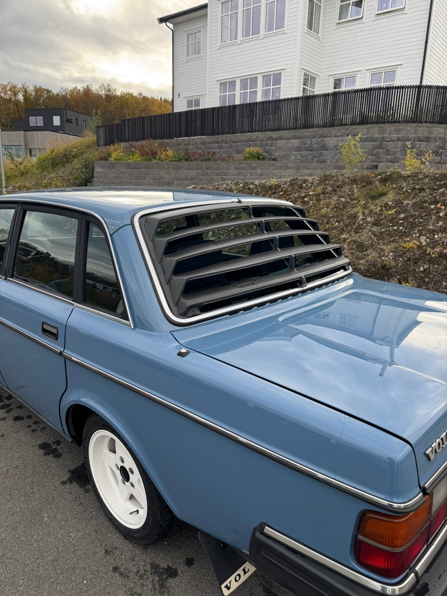 Volvo 244 2.1 Manual, 4-trins, 106ps, 1981