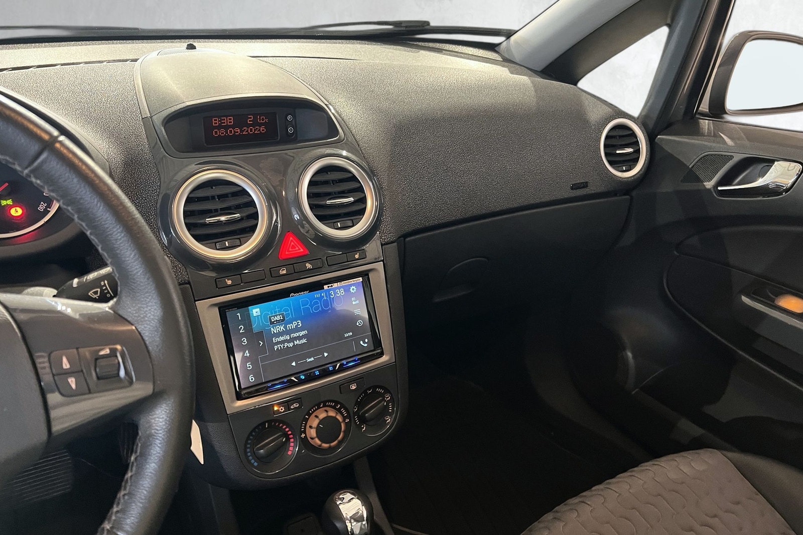 Opel Corsa 5-door 1.4 Automatic, 100hp, 2012