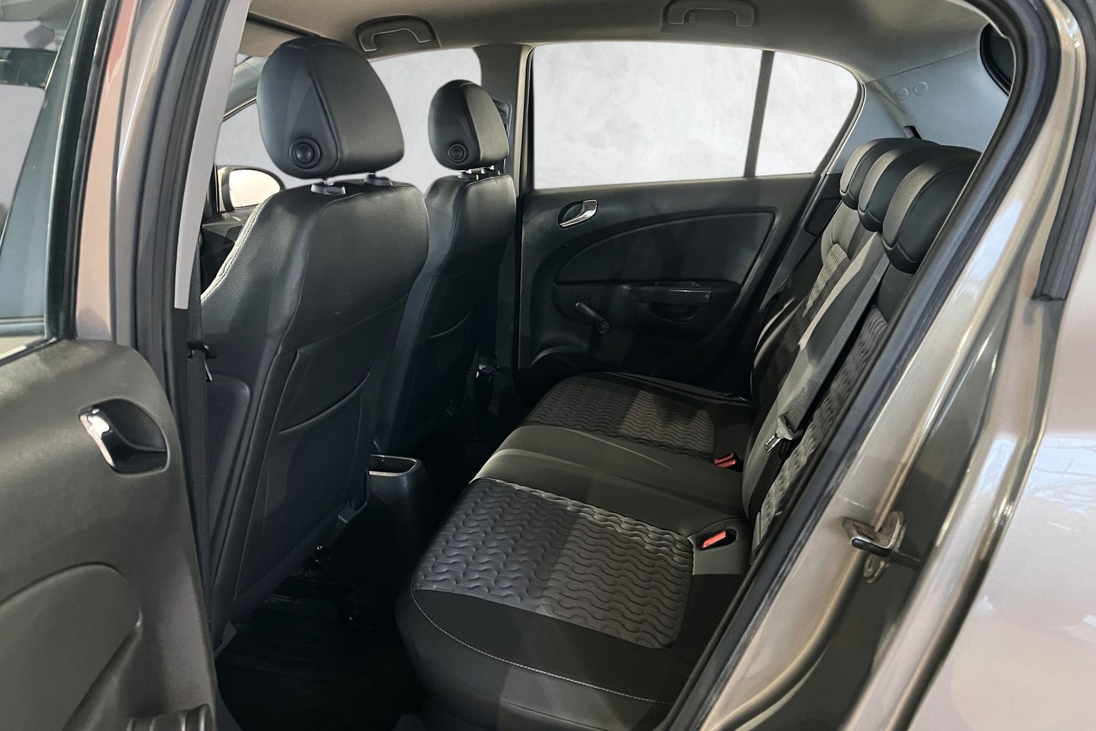 Opel Corsa 5-door 1.4 Automatic, 100hp, 2012