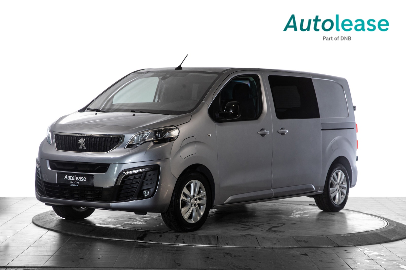Peugeot e-Expert 75, 136ps, 2023