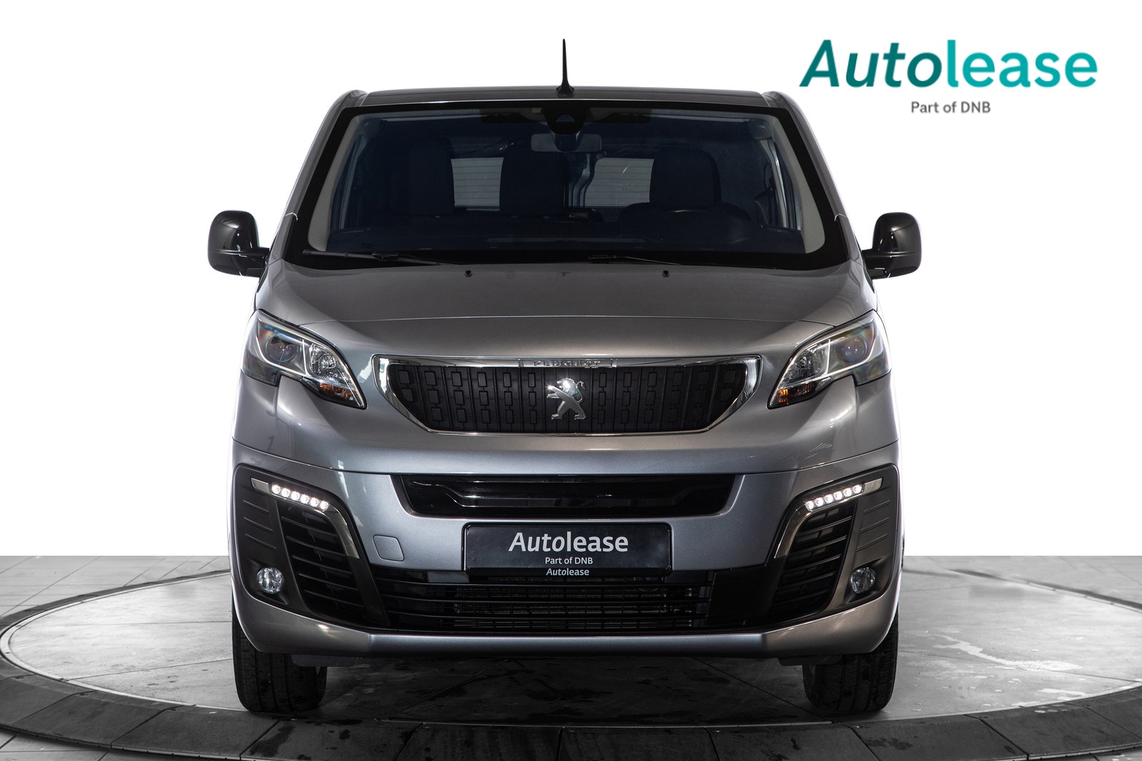 Peugeot e-Expert 75, 136ps, 2023