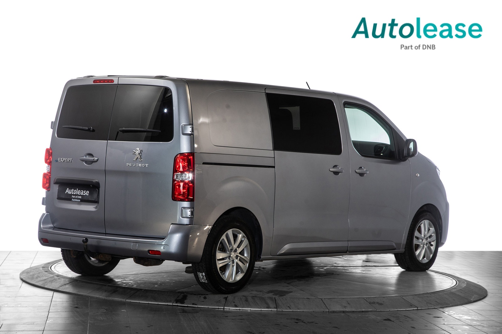 Peugeot e-Expert 75, 136ps, 2023