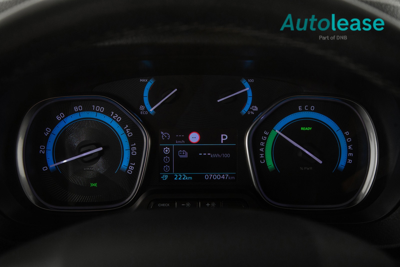 Peugeot e-Expert 75, 136ps, 2023