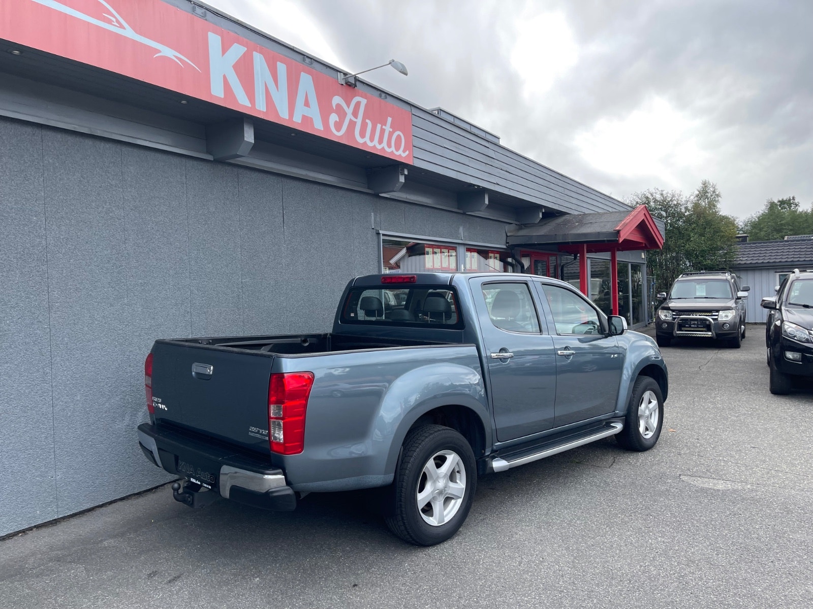 Isuzu D-Max Crew Cab 2.5 4WD Automatic, 5-trins, 163ps, 2013