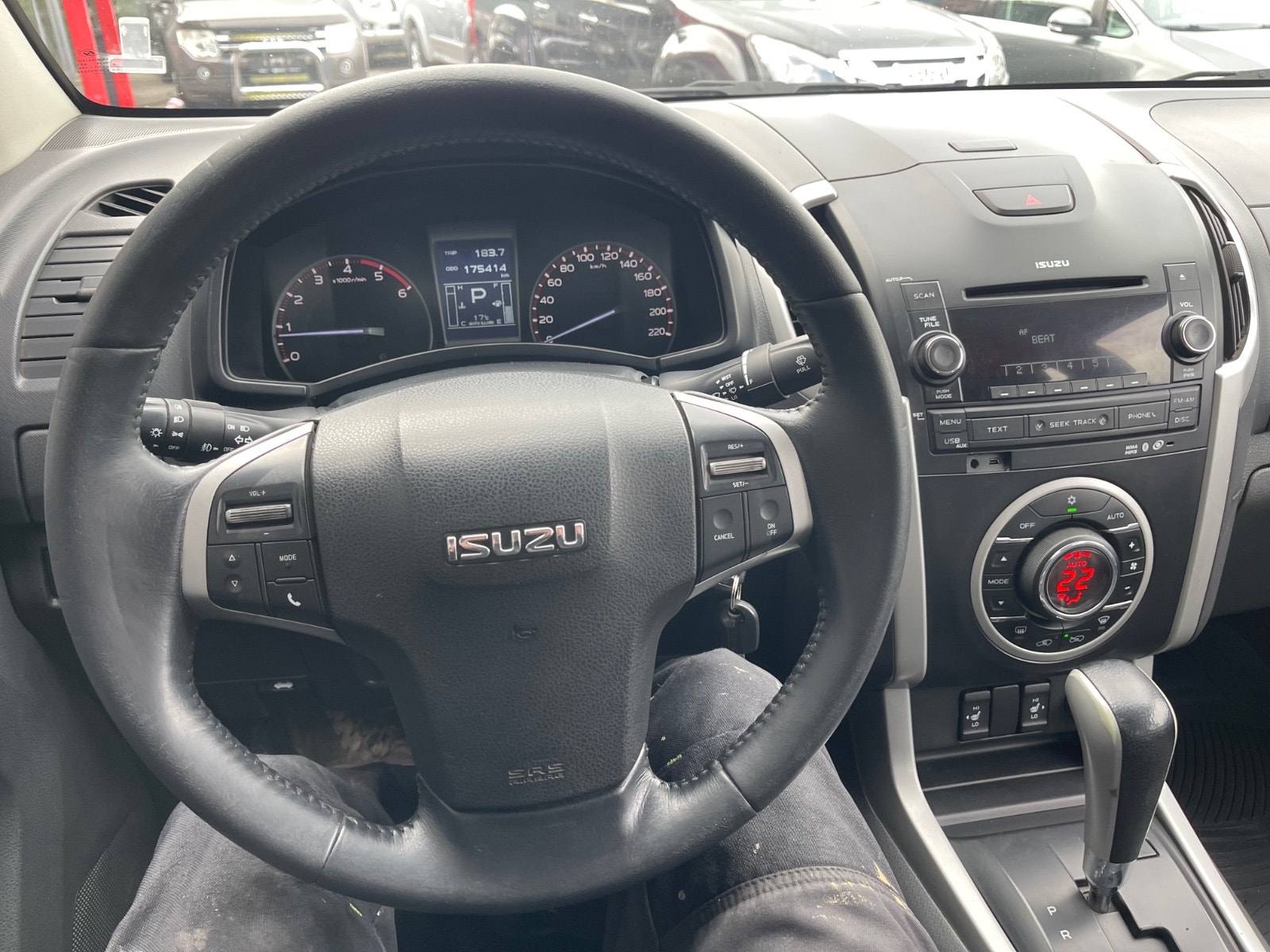 Isuzu D-Max Crew Cab 2.5 4WD Automatic, 5-trins, 163ps, 2013