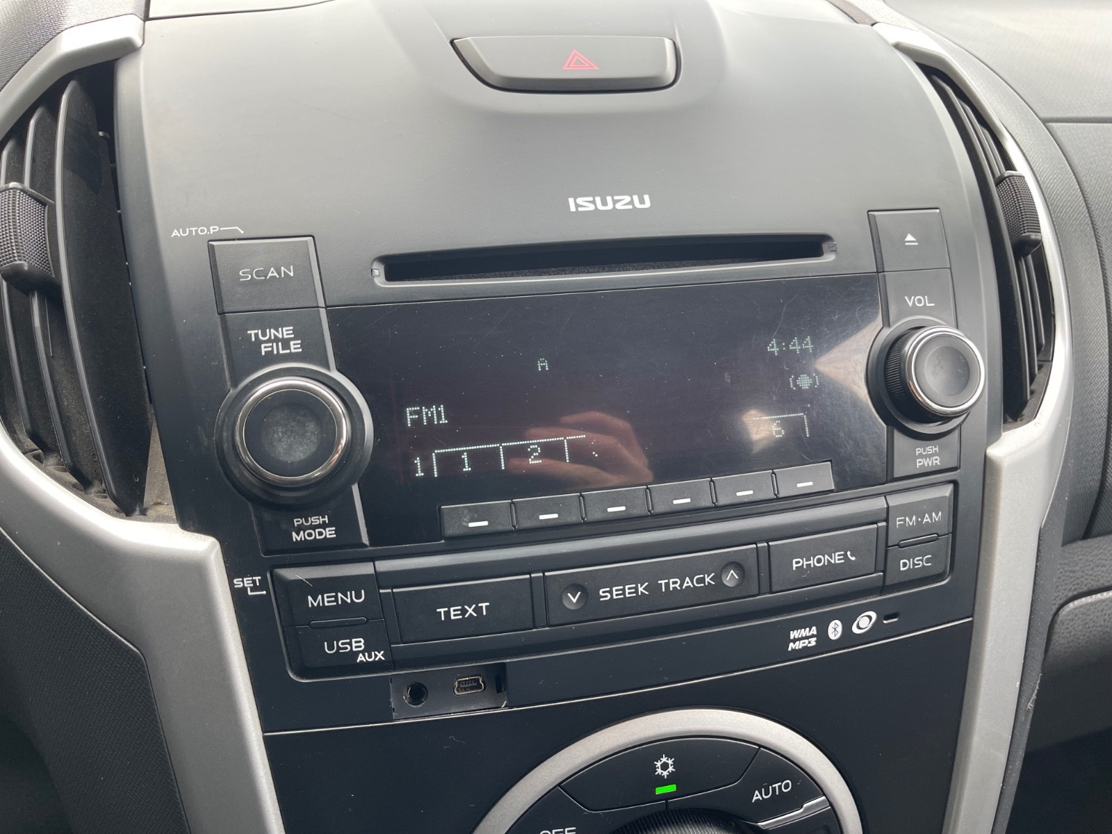 Isuzu D-Max Crew Cab 2.5 4WD Automatic, 5-trins, 163ps, 2013