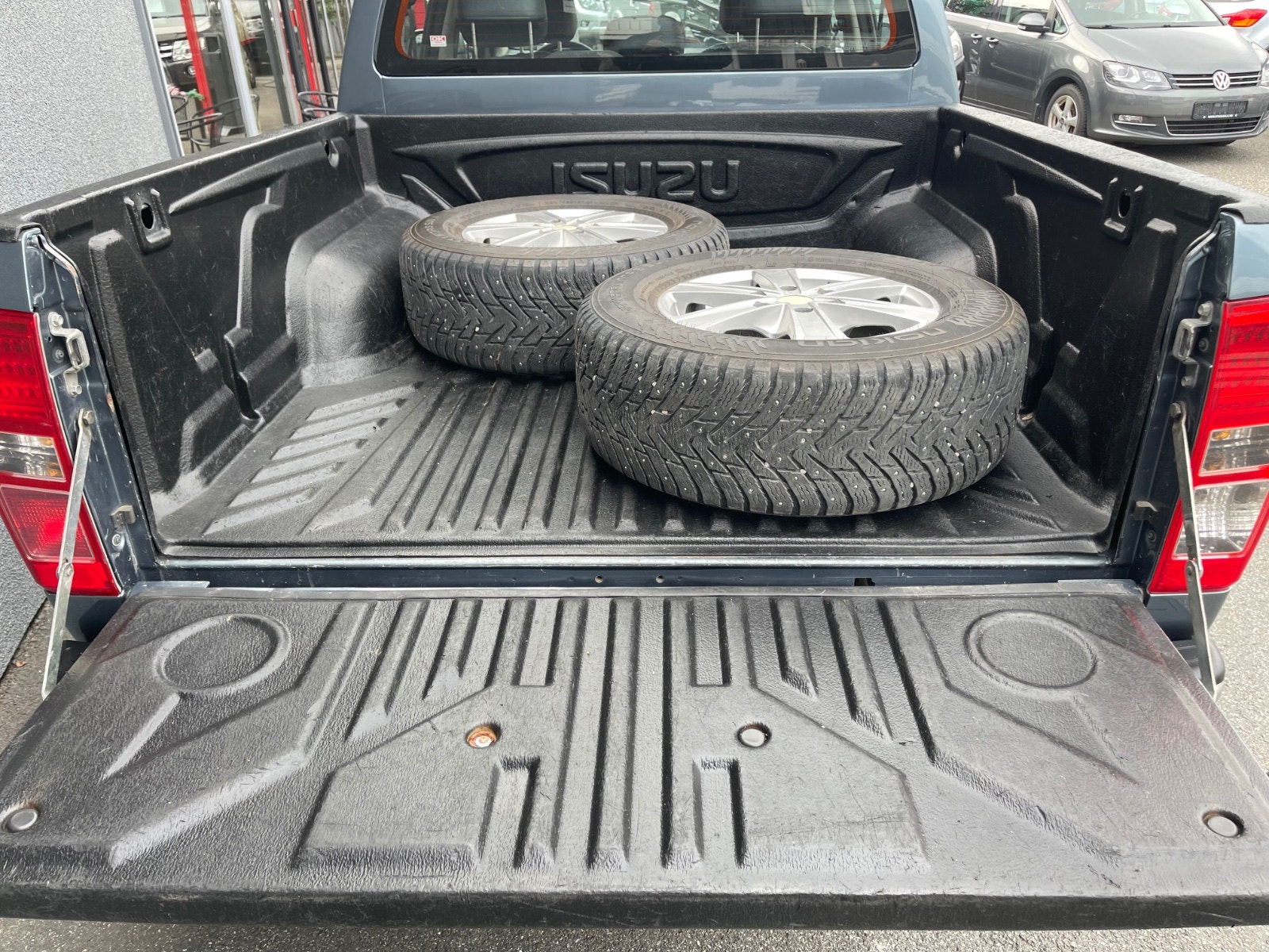 Isuzu D-Max Crew Cab 2.5 4WD Automatic, 5-trins, 163ps, 2013
