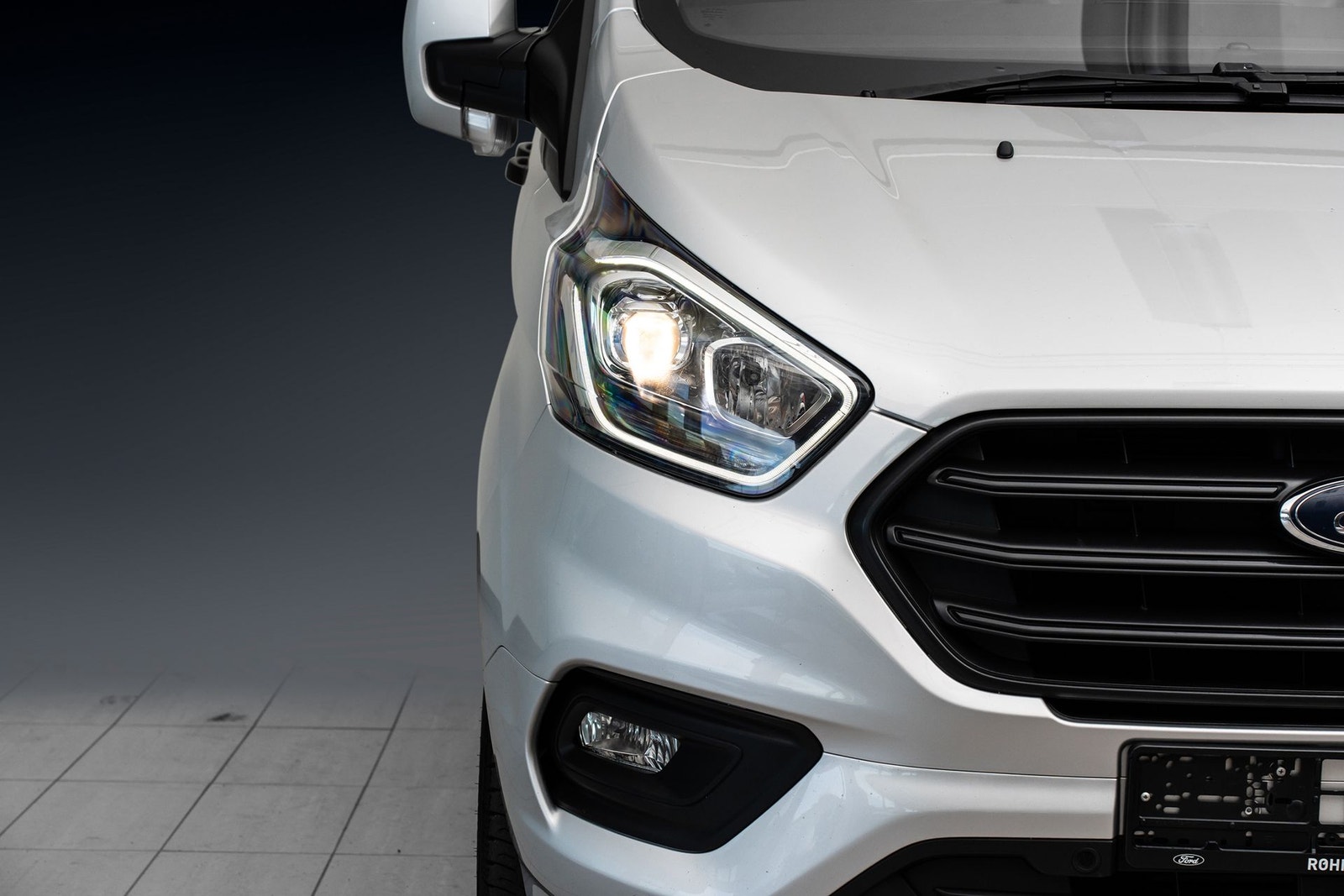 Ford Transit Custom 300 2.0 EcoBlue SelectShift, 130hp, 2023
