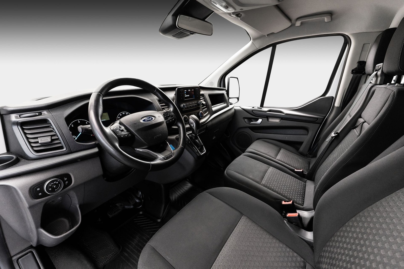 Ford Transit Custom 300 2.0 EcoBlue SelectShift, 130hp, 2023