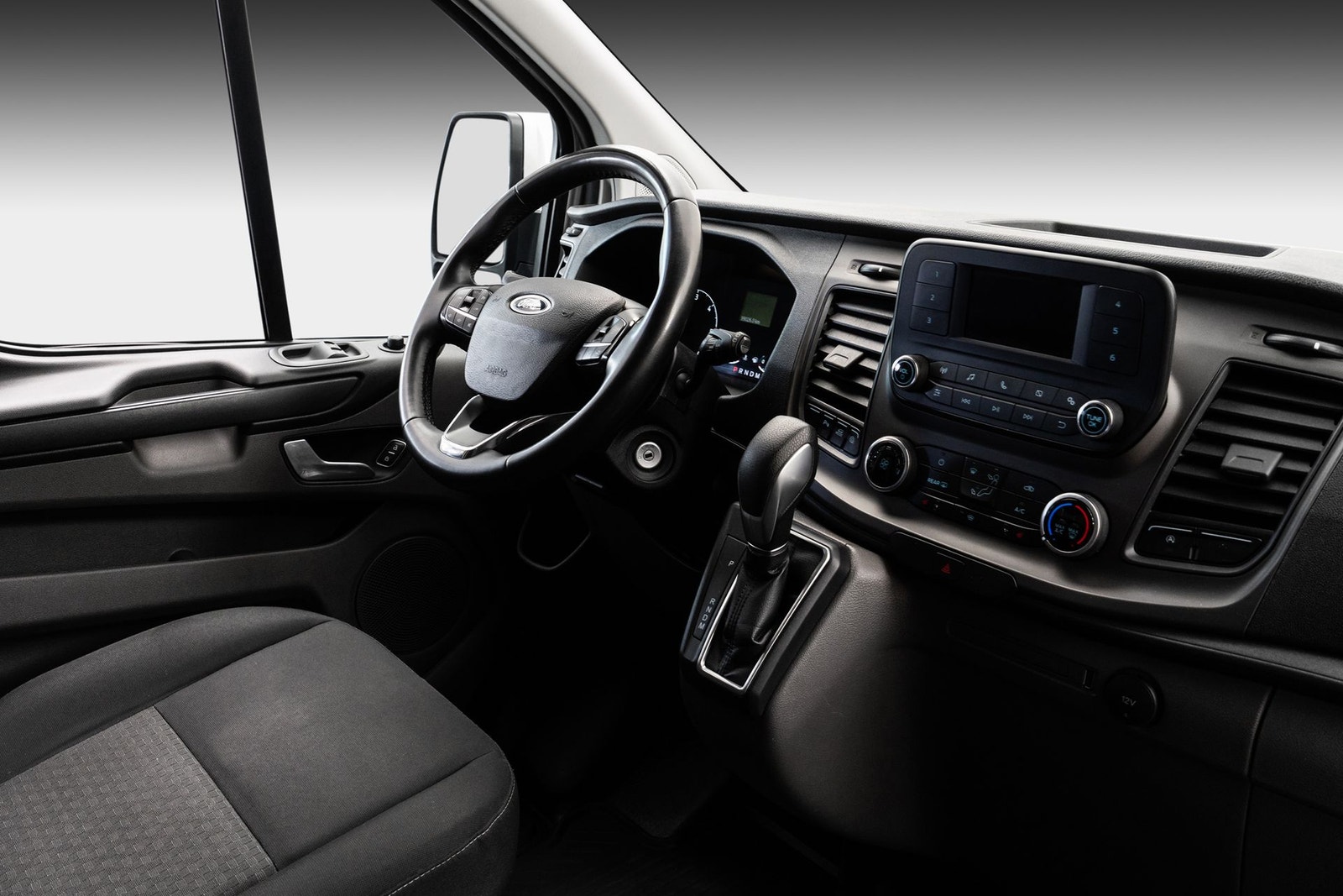 Ford Transit Custom 300 2.0 EcoBlue SelectShift, 130hp, 2023