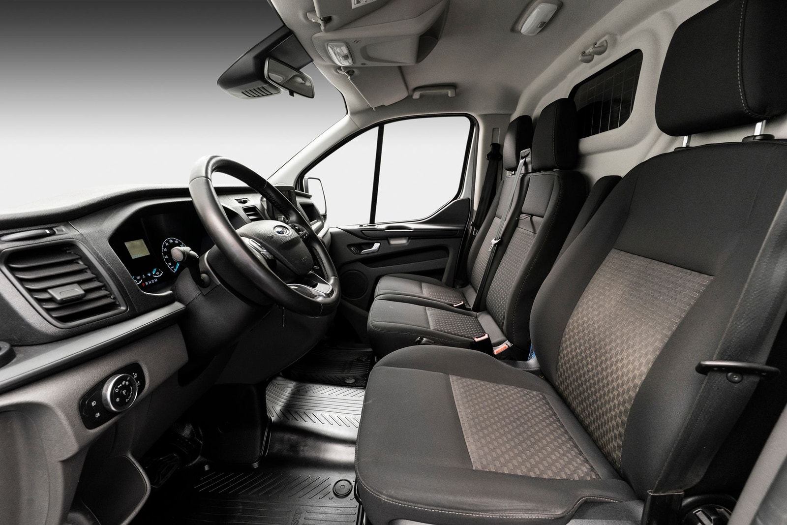 Ford Transit Custom 300 2.0 EcoBlue SelectShift, 130hp, 2023