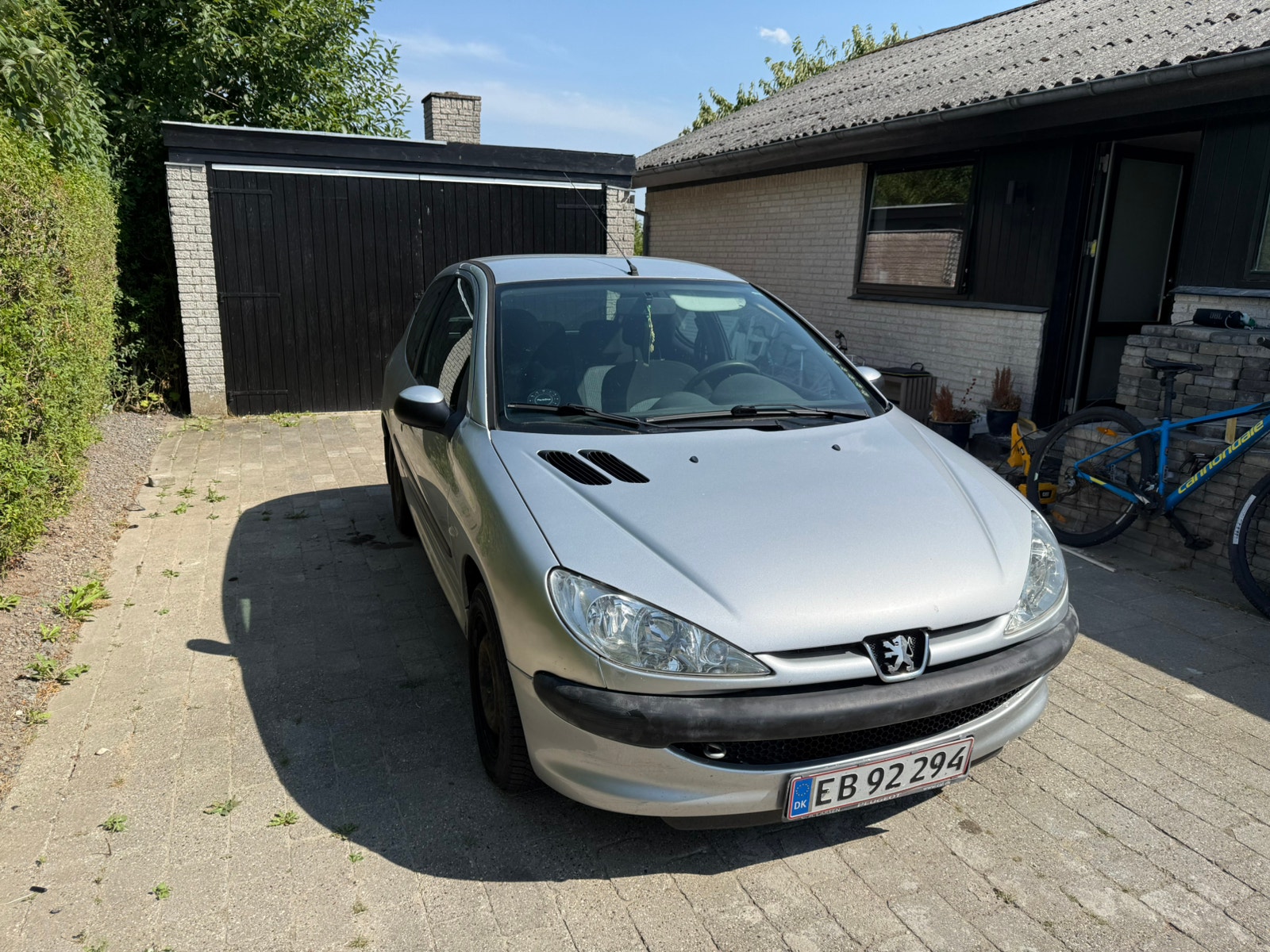 Peugeot 206 3-door 1.4 Manual, 5-trins, 75ps, 2004