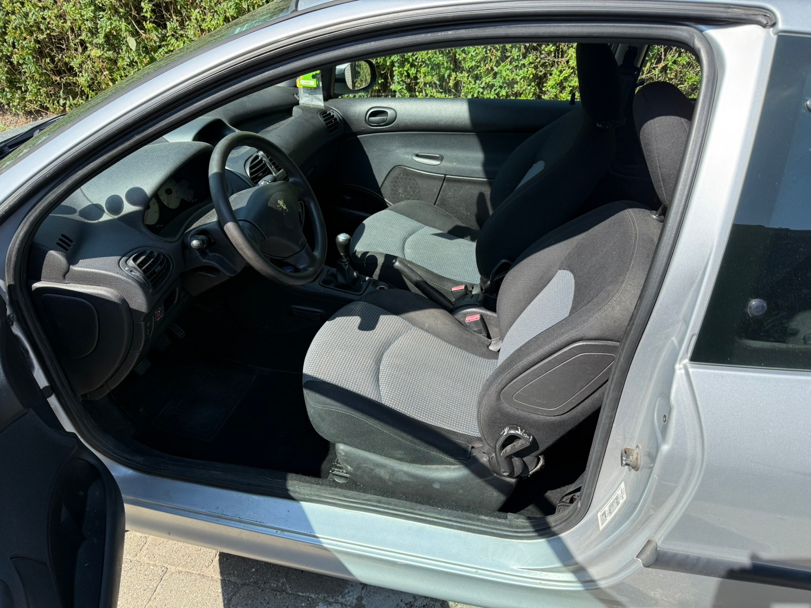 Peugeot 206 3-door 1.4 Manual, 5-trins, 75ps, 2004