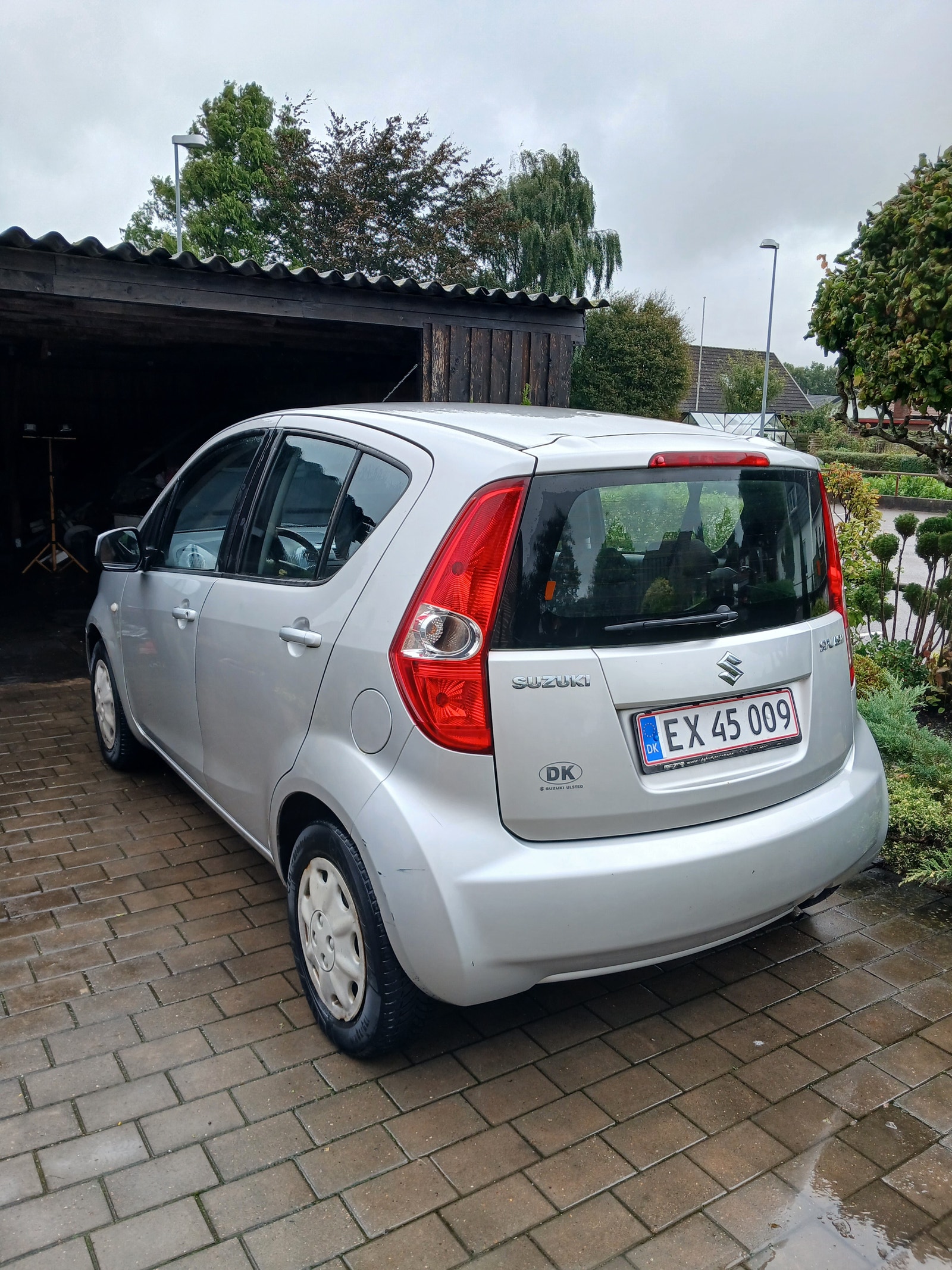 Suzuki Splash 1.0 DOHC 12V VVT Manuell, 5-trinn, 65hk, 2009