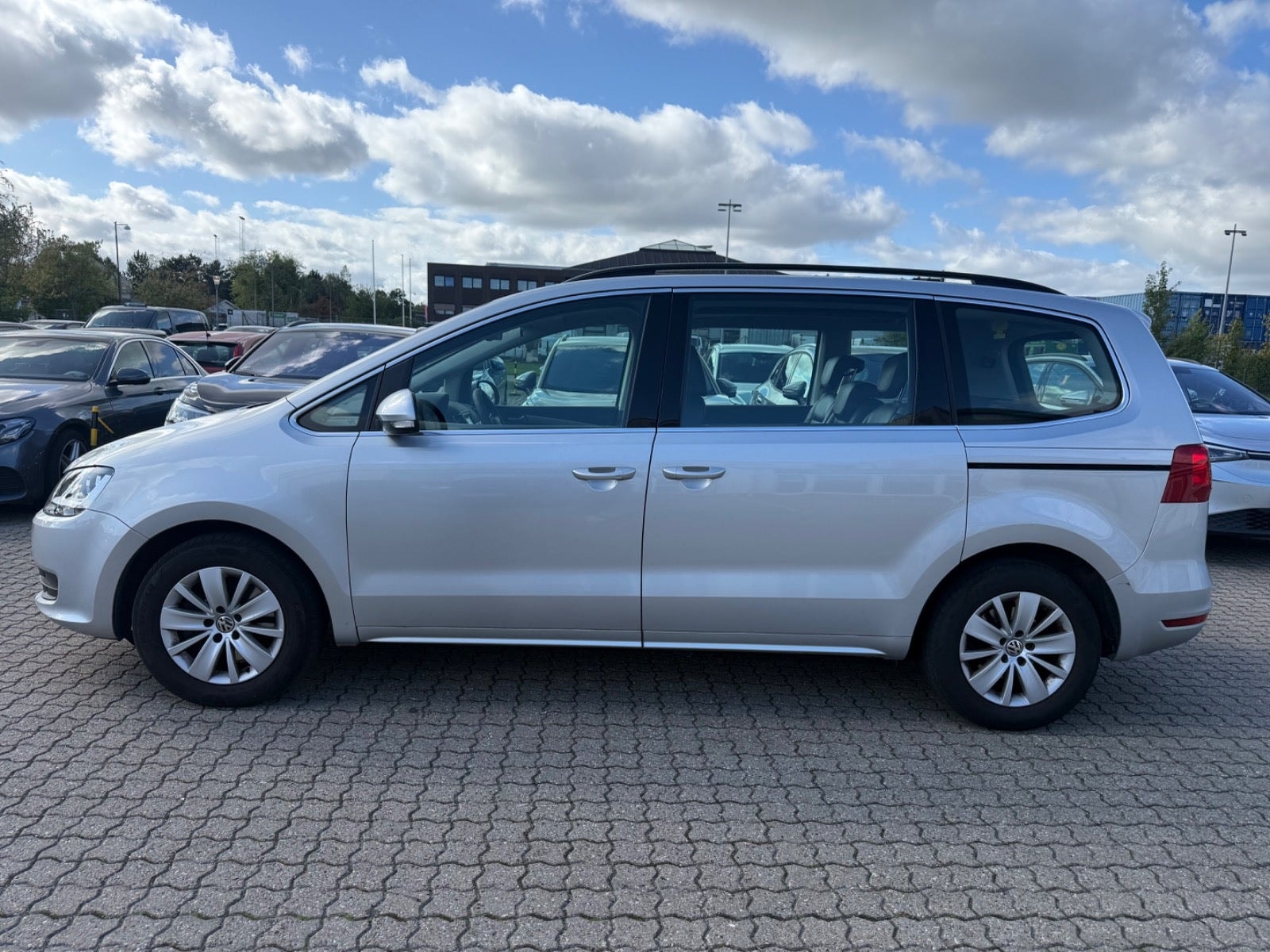 Volkswagen Sharan 7-seater 2.0 TDI DPF BMT DSG Sekventiell, 140hk, 2014