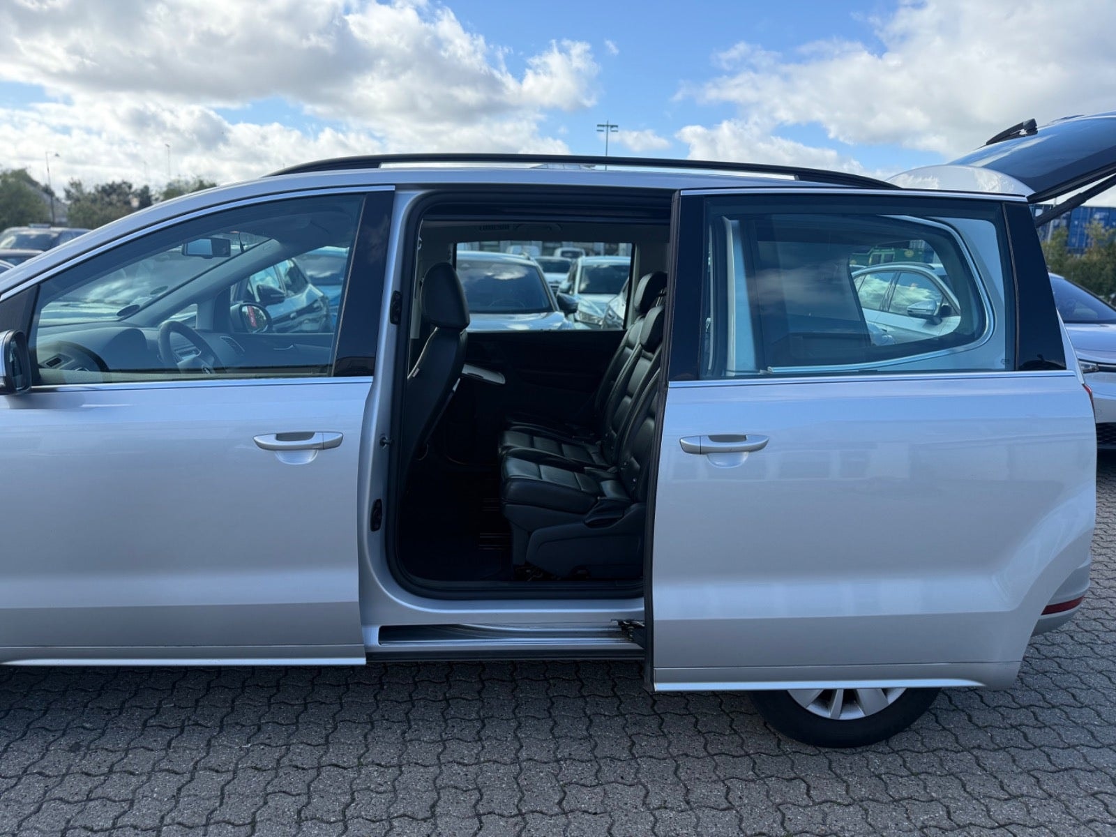 Volkswagen Sharan 7-seater 2.0 TDI DPF BMT DSG Sekventiell, 140hk, 2014