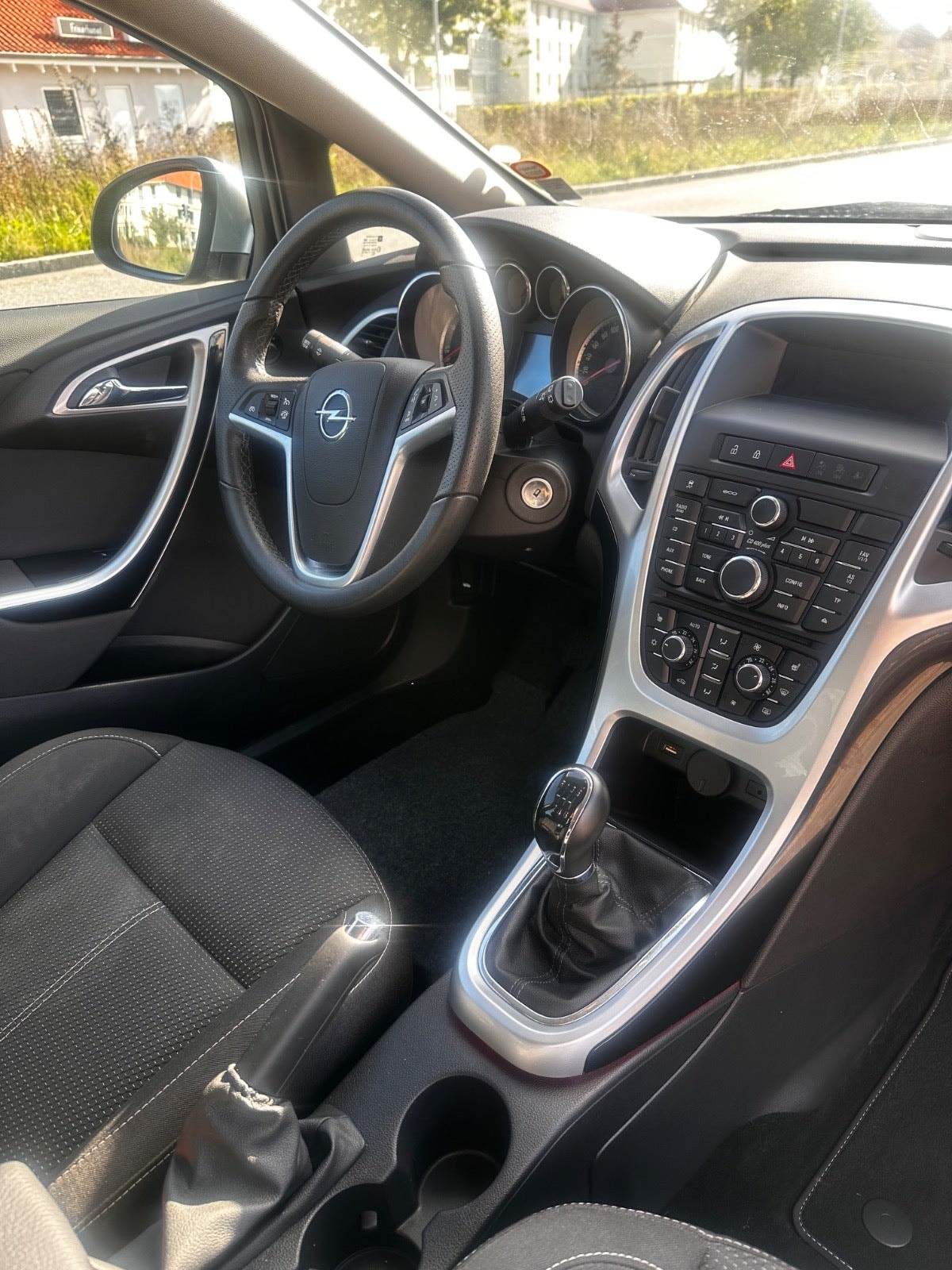 Opel Astra 1.6 EDIT ecoFLEX  Manuell, 6-trinn, 170hk, 2014