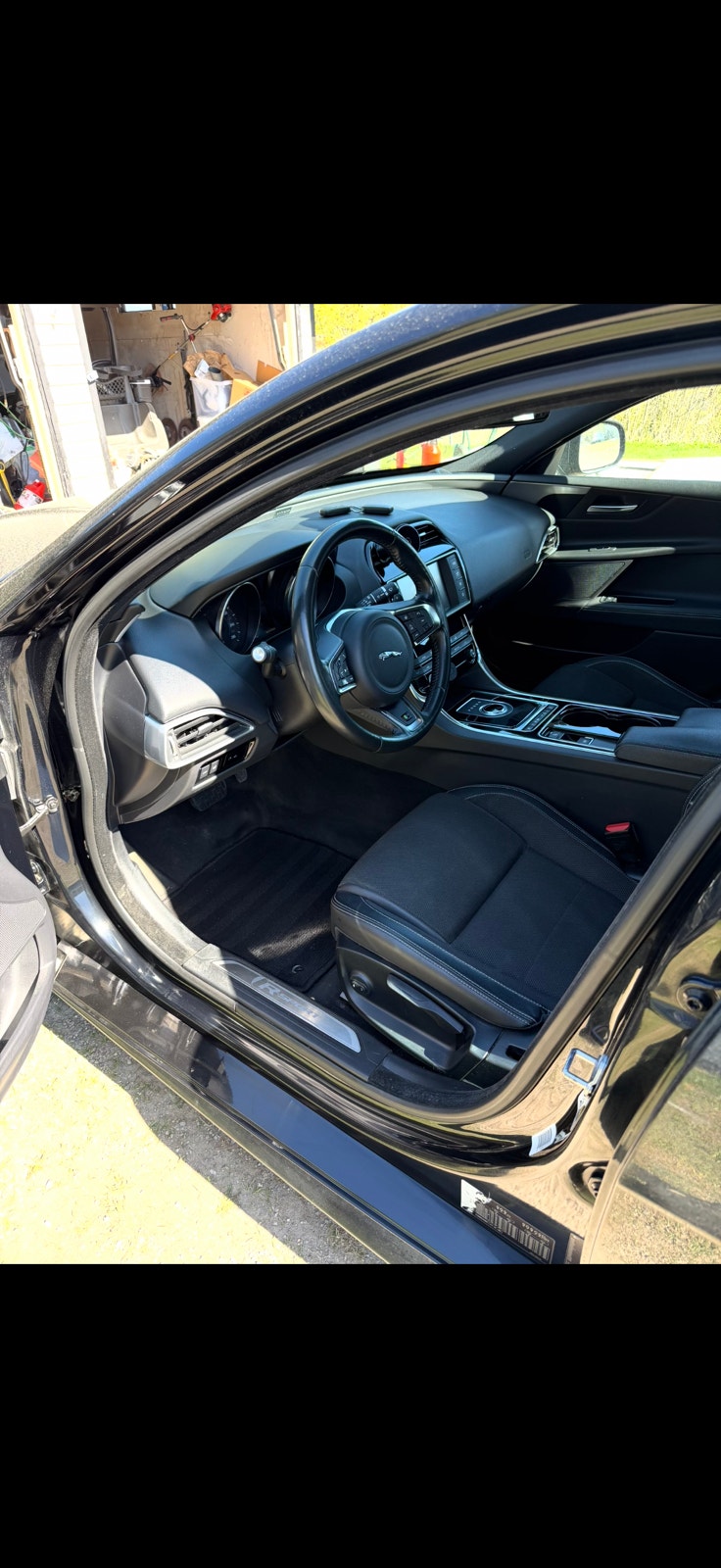 Jaguar XE E-Performance Automatic, 8-trins, 163ps, 2017