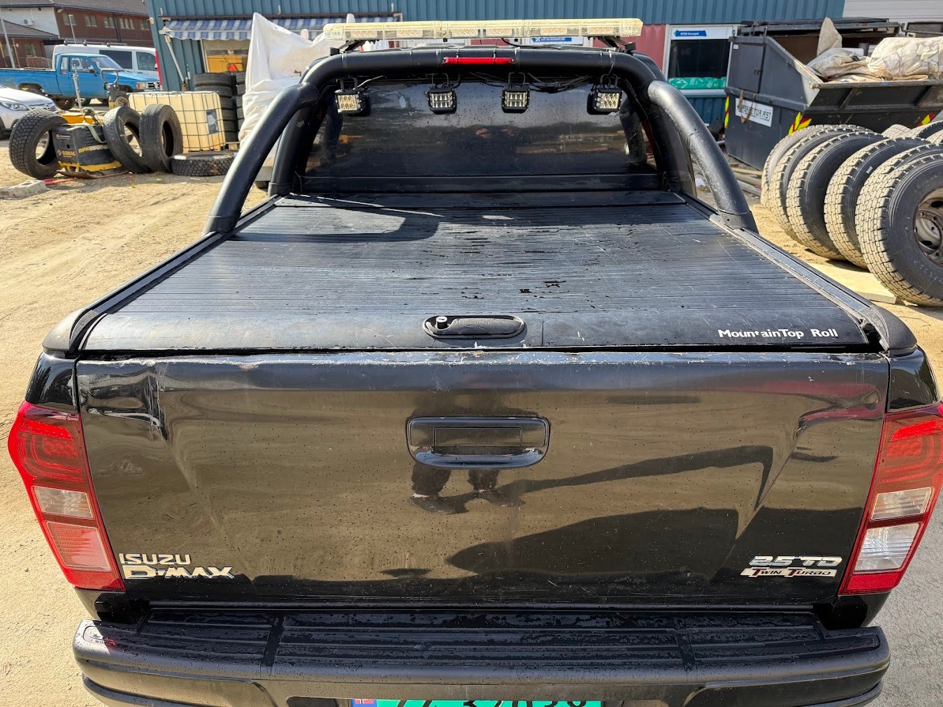 Isuzu D-Max Single Cab 2.5 4WD Automatic, 5-trins, 163ps, 2016