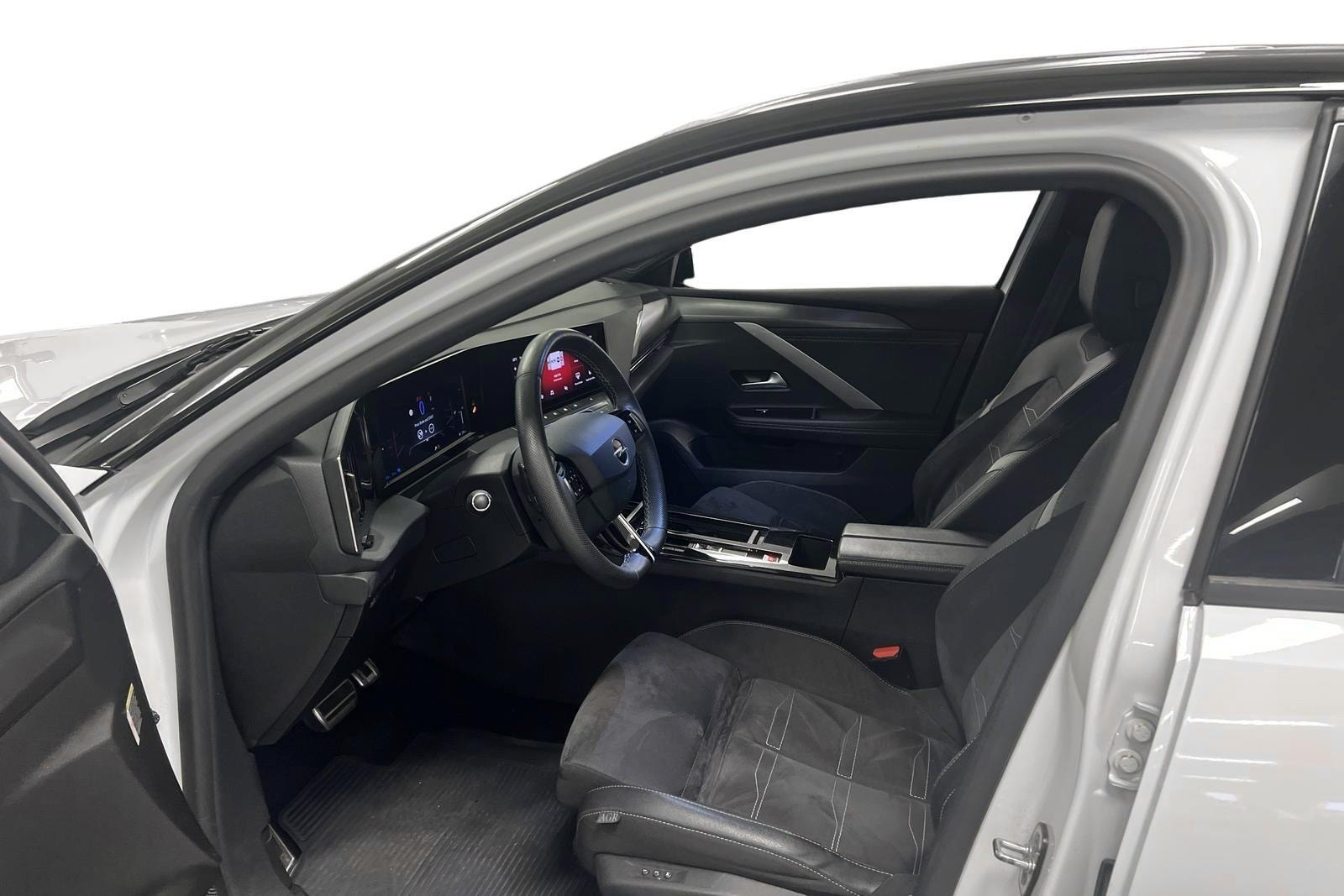Opel Astra Plug-In Hybrid 180 Automatic, 180hp, 2022