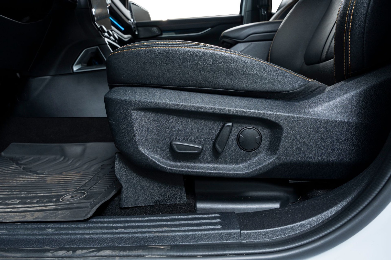 Ford Ranger PHEV SelectShift, 10-trins, 279ps, 2025