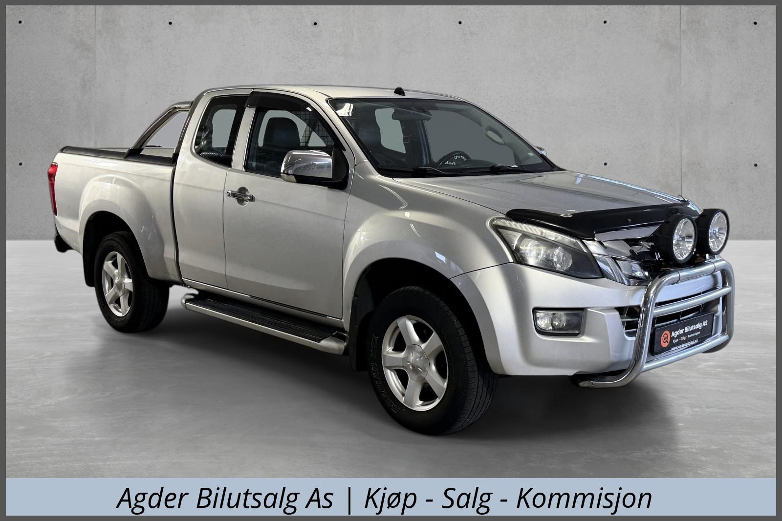Isuzu D-Max Space Cab 2.5 4WD Automatic, 5-trins, 163ps, 2015