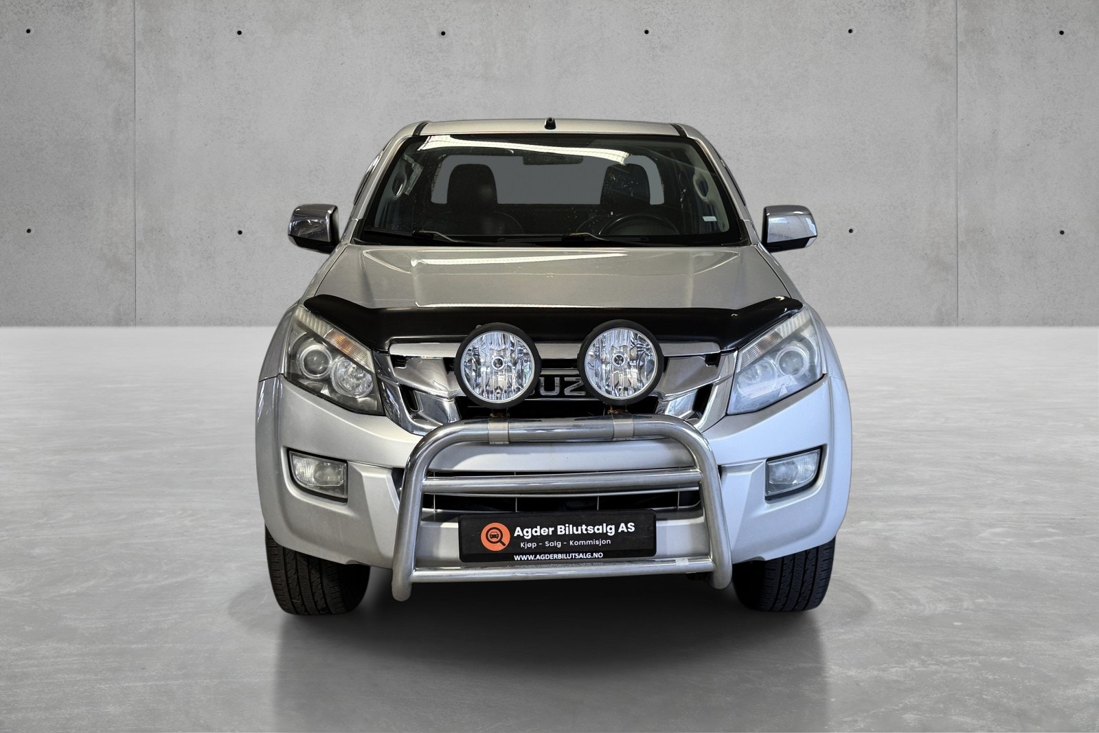 Isuzu D-Max Space Cab 2.5 4WD Automatic, 5-trins, 163ps, 2015