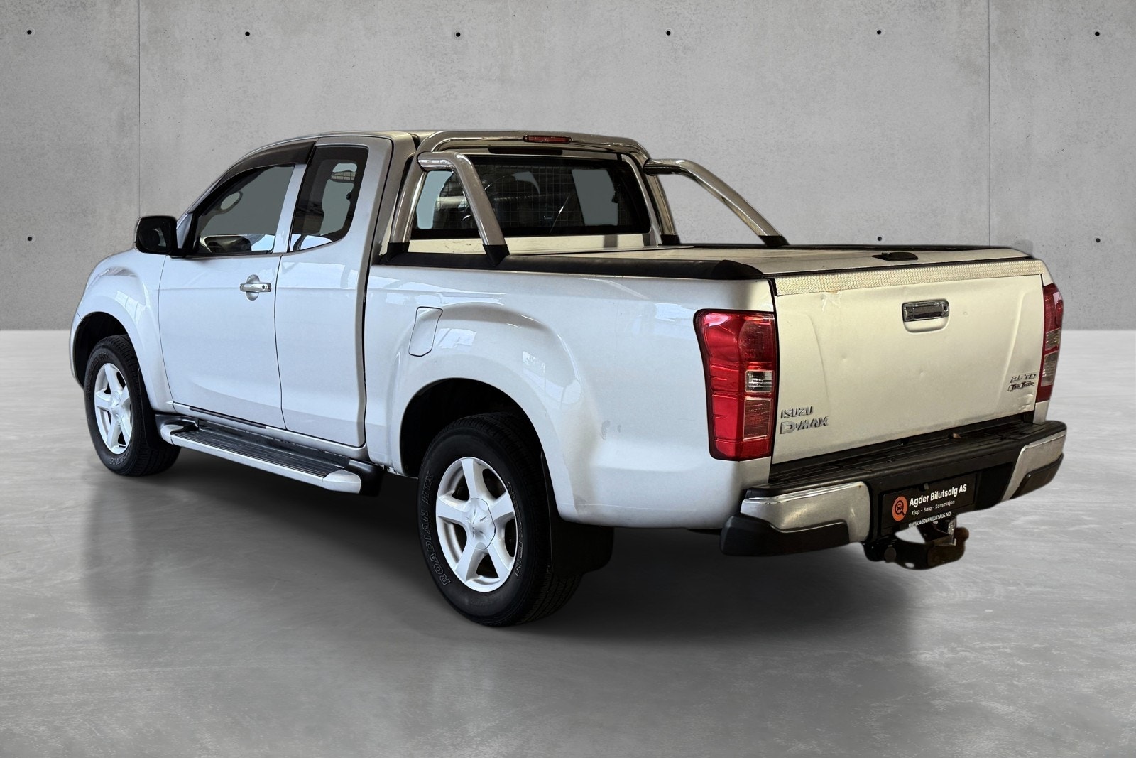 Isuzu D-Max Space Cab 2.5 4WD Automatic, 5-trins, 163ps, 2015