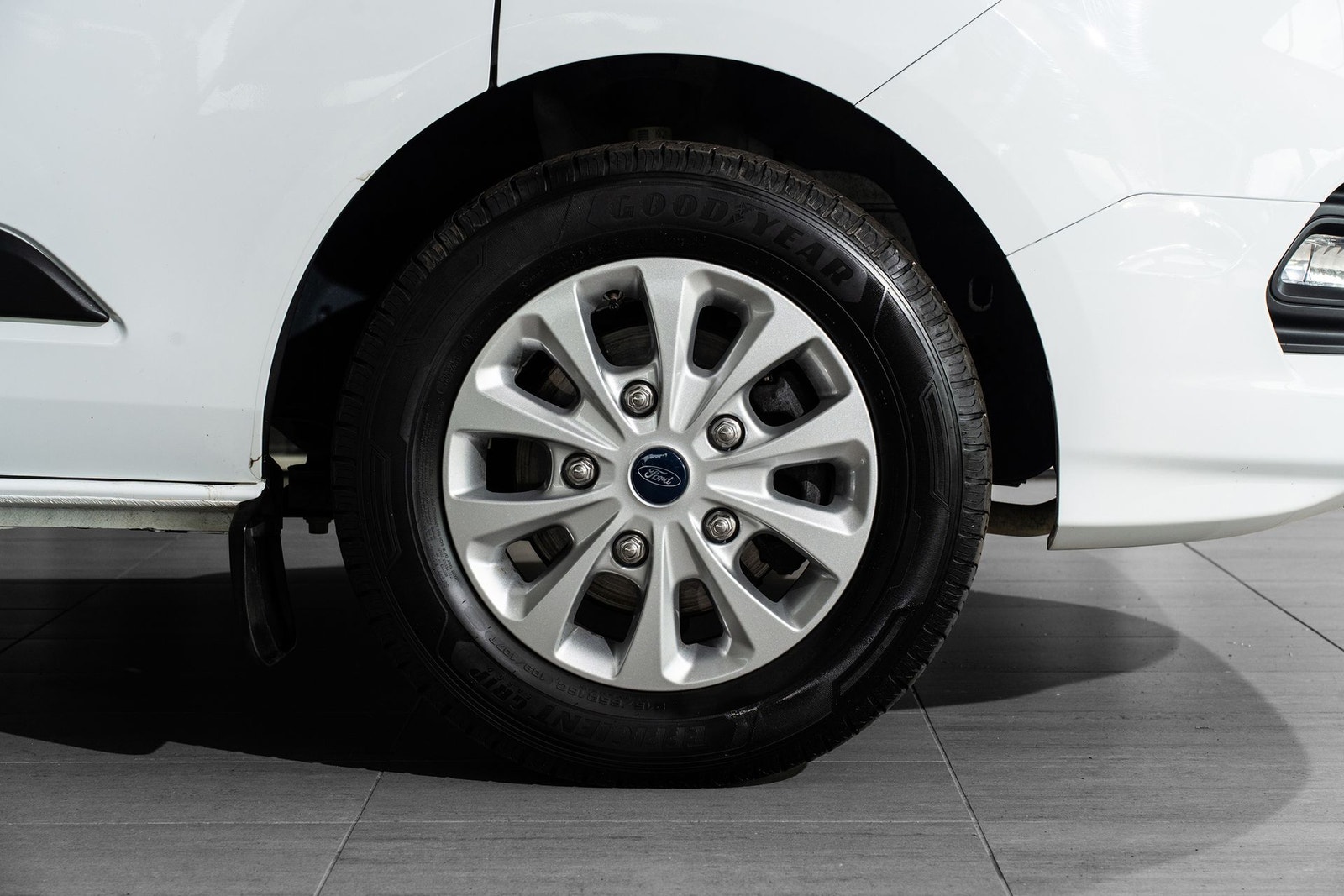 Ford Transit Custom 340 2.0 EcoBlue SelectShift, 6-trinn, 130hk, 2023