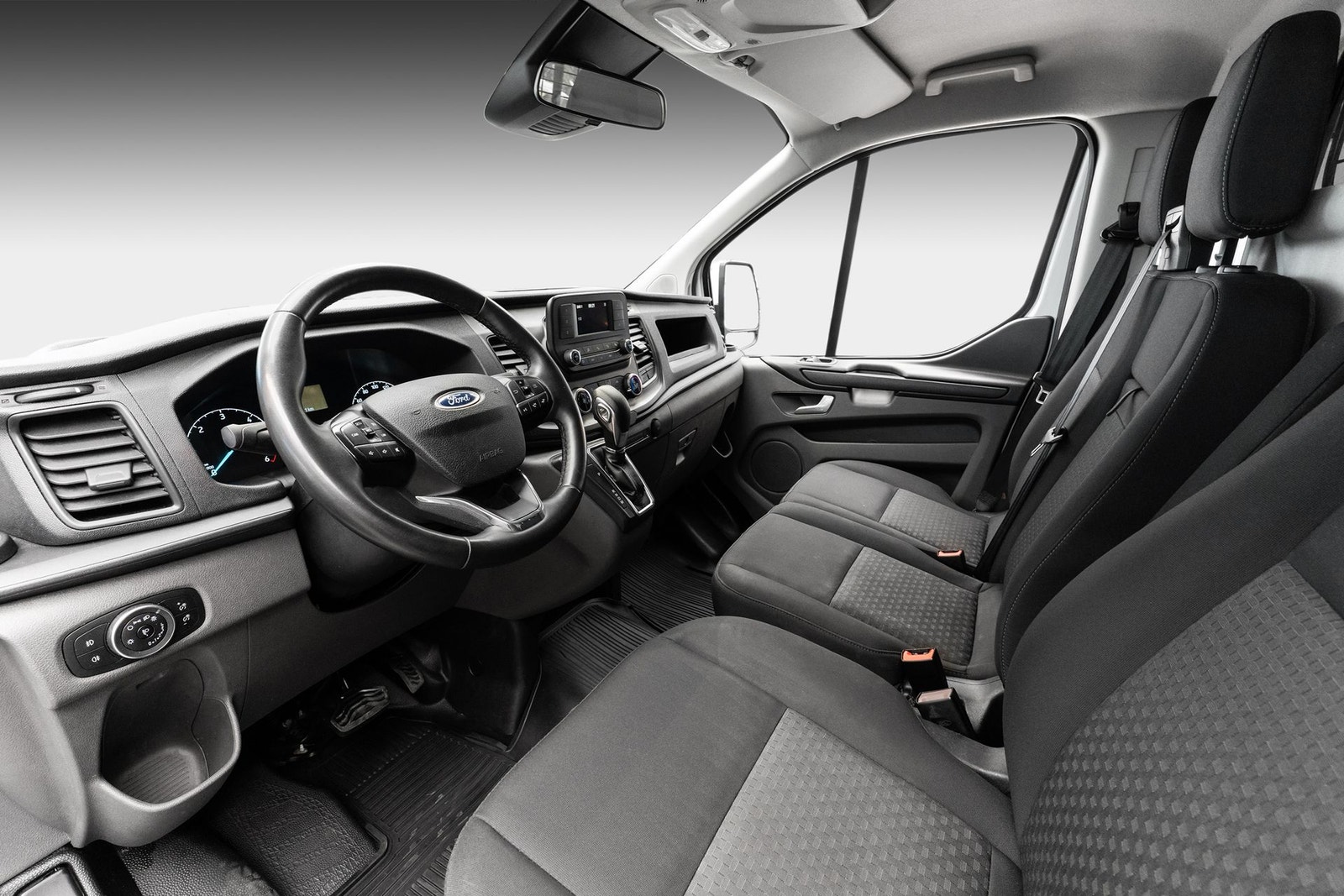 Ford Transit Custom 340 2.0 EcoBlue SelectShift, 130hp, 2023