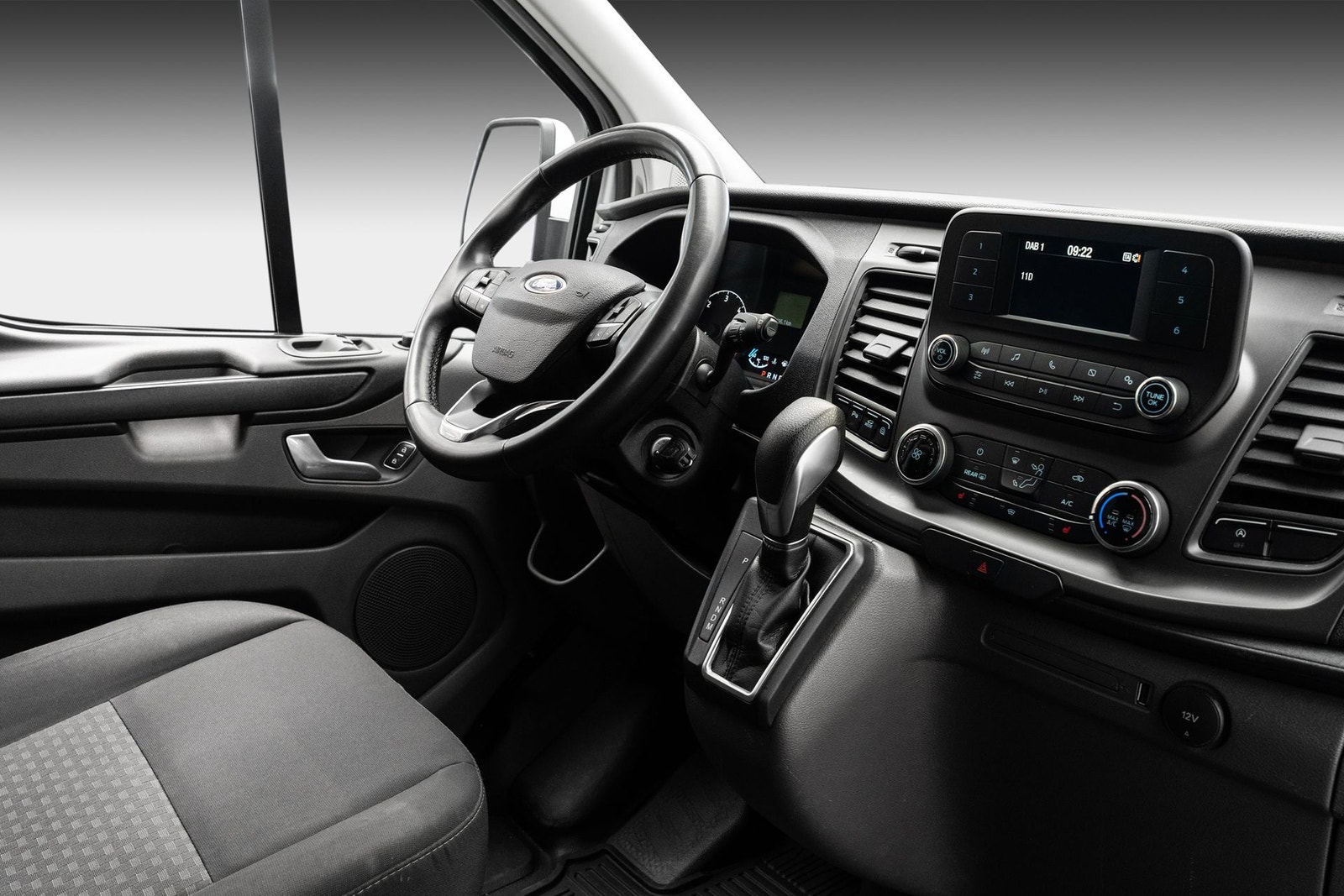 Ford Transit Custom 340 2.0 EcoBlue SelectShift, 130hp, 2023