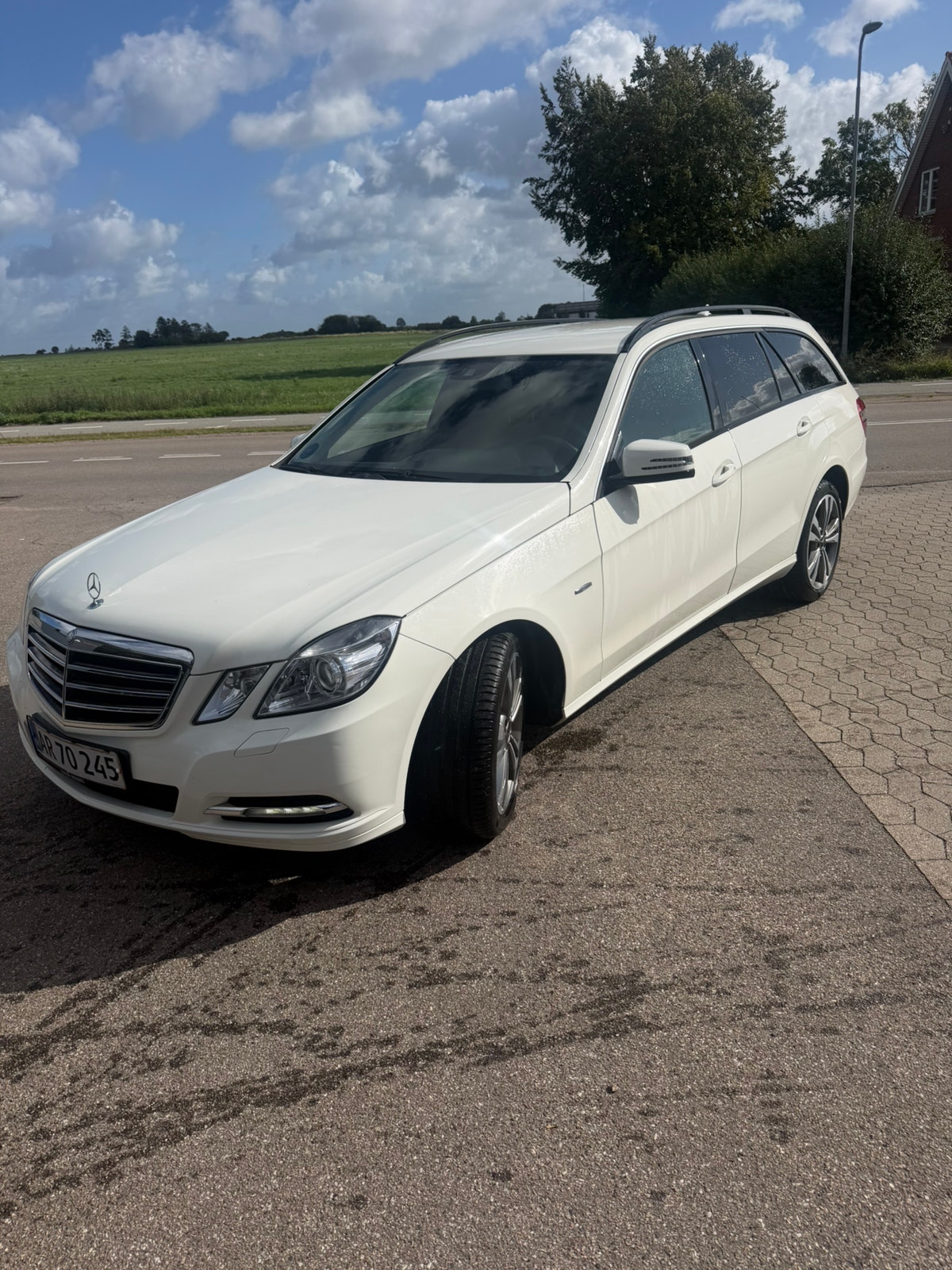 Mercedes-Benz E 220 T CDI BlueEFFICIENCY 7G-Tronic Plus, 170ps, 2012