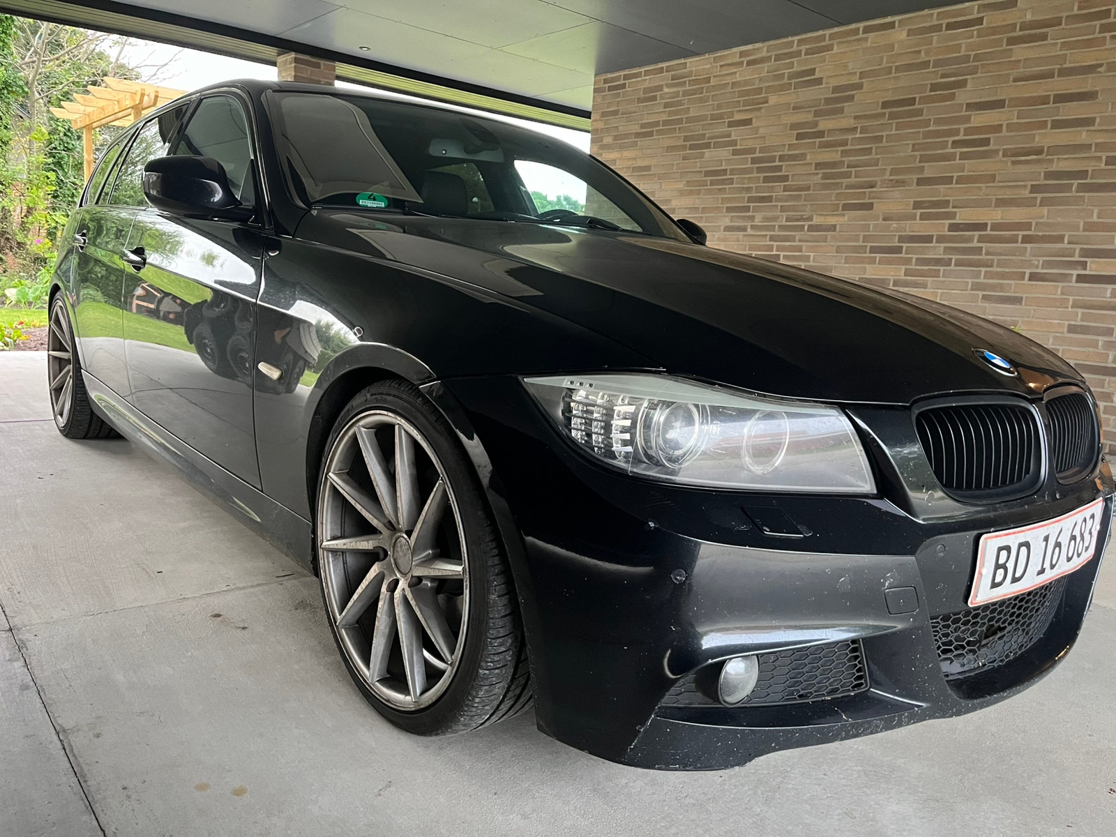 BMW 320d Touring Automatic, 177hp, 2009