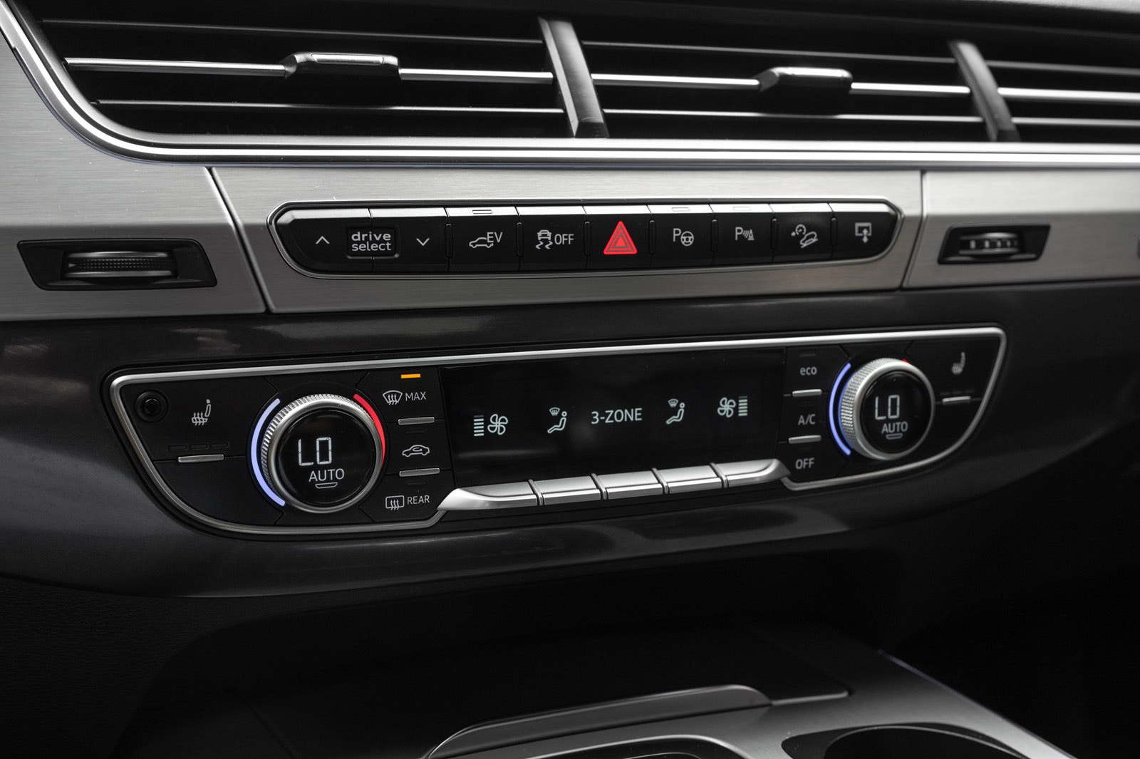 Audi Q7 e-Tron 3.0 TDI quattro TipTronic, 8-trins, 373ps, 2017