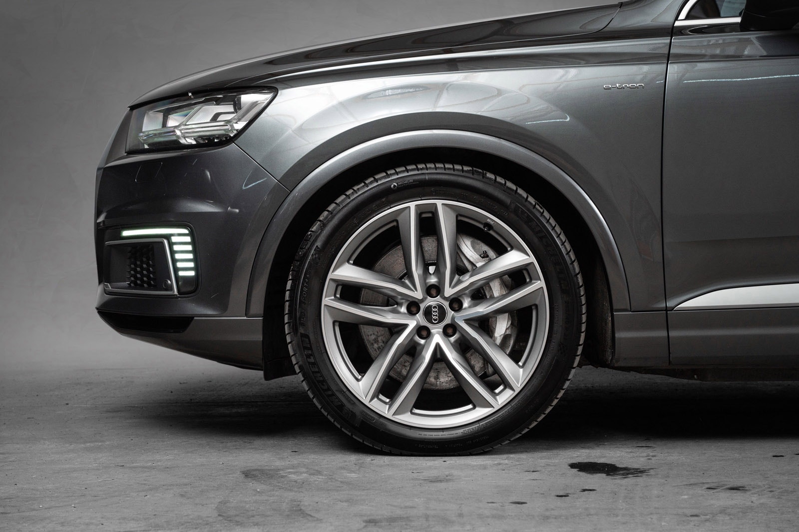 Audi Q7 e-Tron 3.0 TDI quattro TipTronic, 8-trins, 373ps, 2017