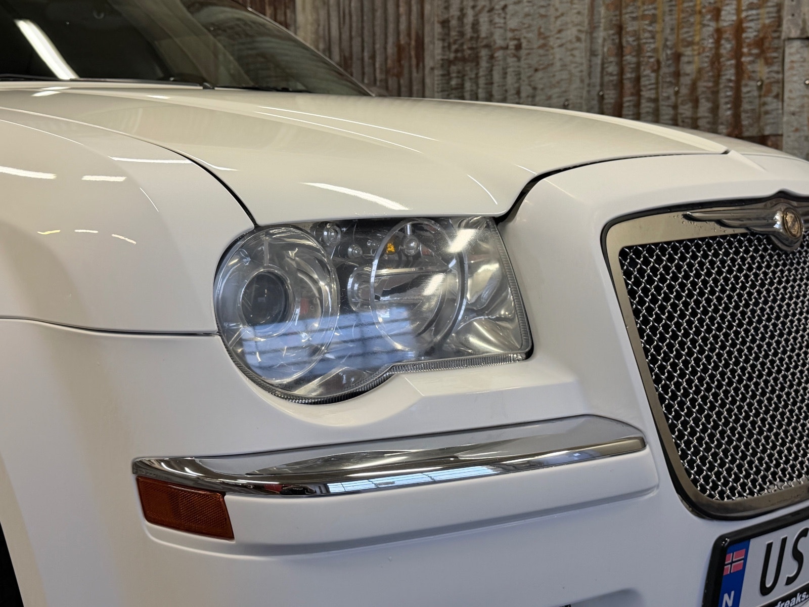 Chrysler 300C 5.7 V8 HEMI Automatic, 345hp, 2006